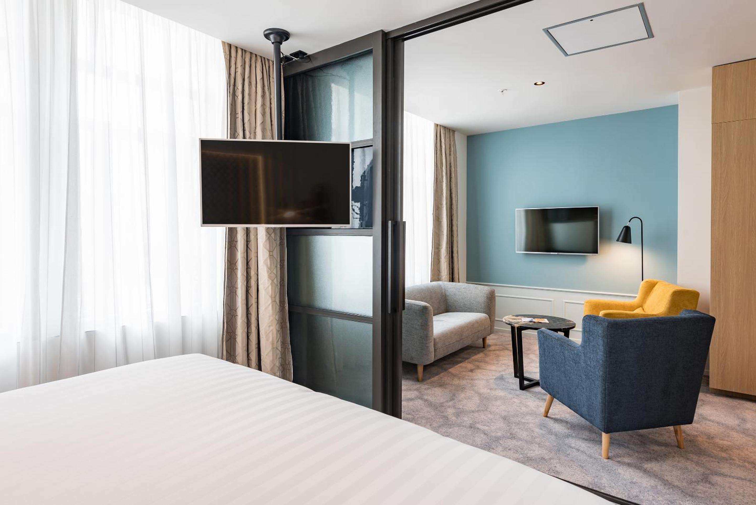 Junior Suite - City View