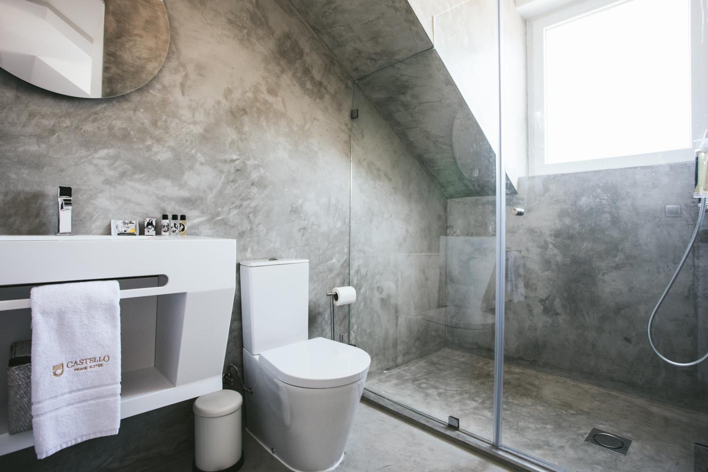 Deluxe Loft with View