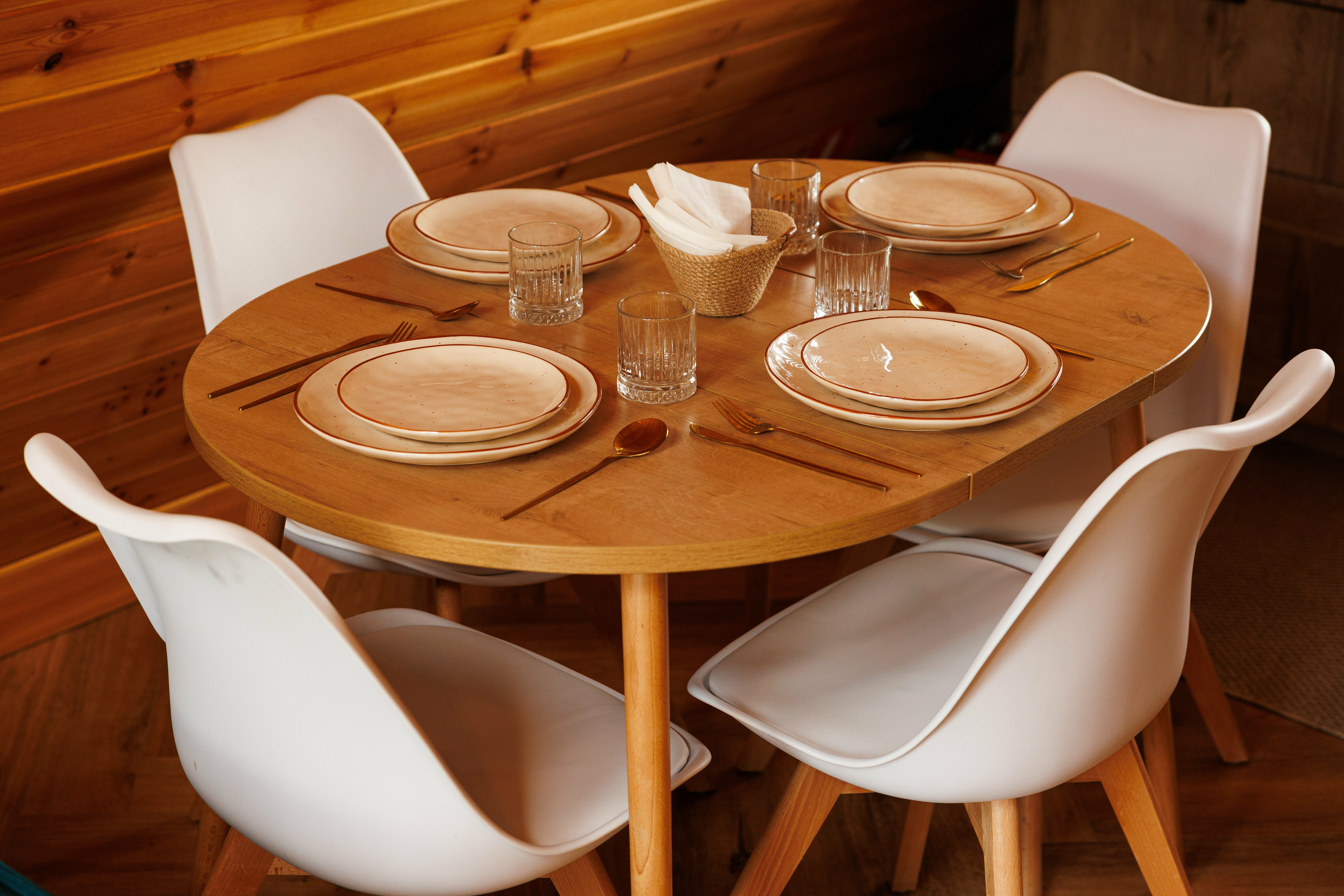 Треугольный дом Путешественник