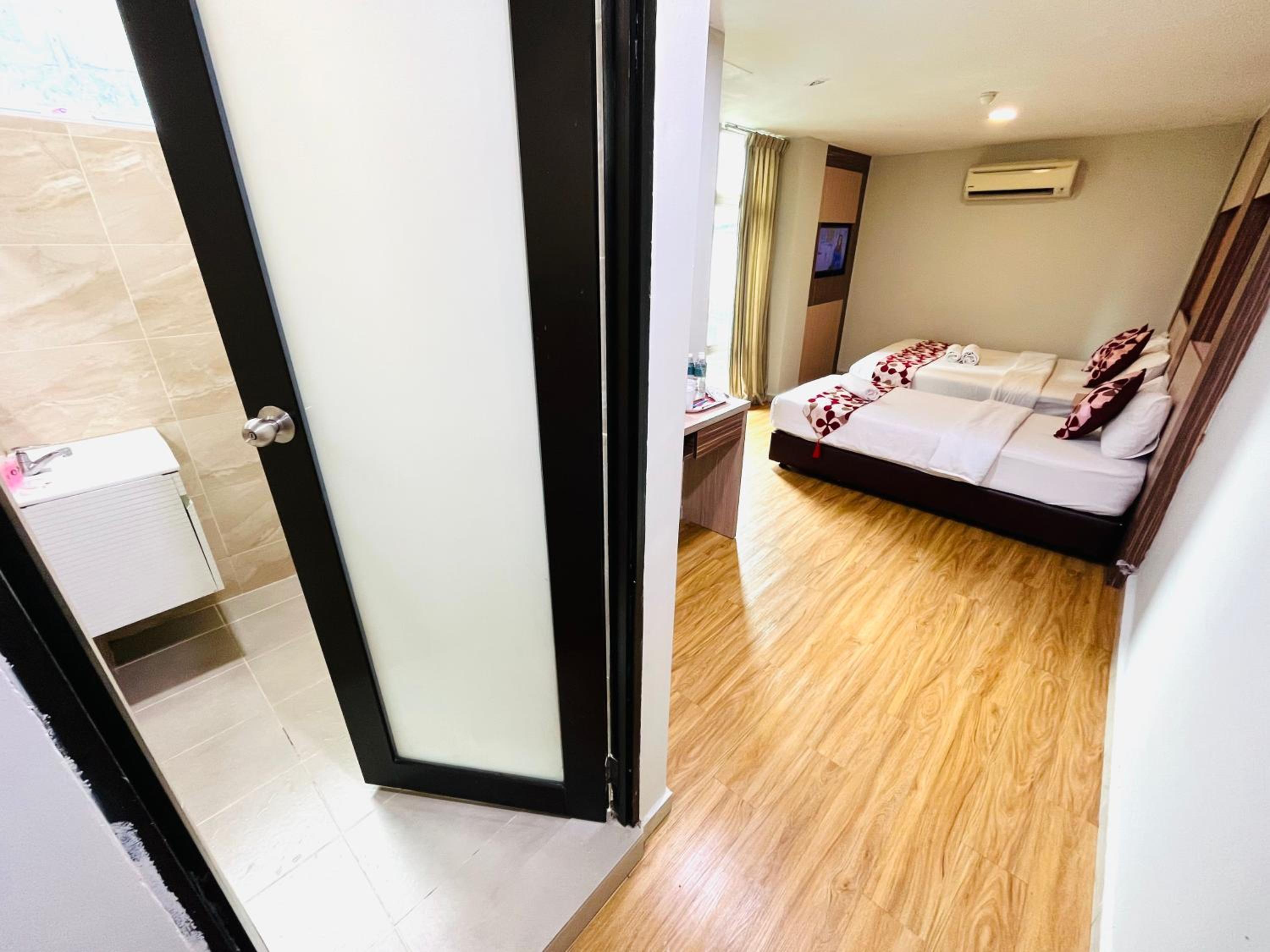 Deluxe Triple Room