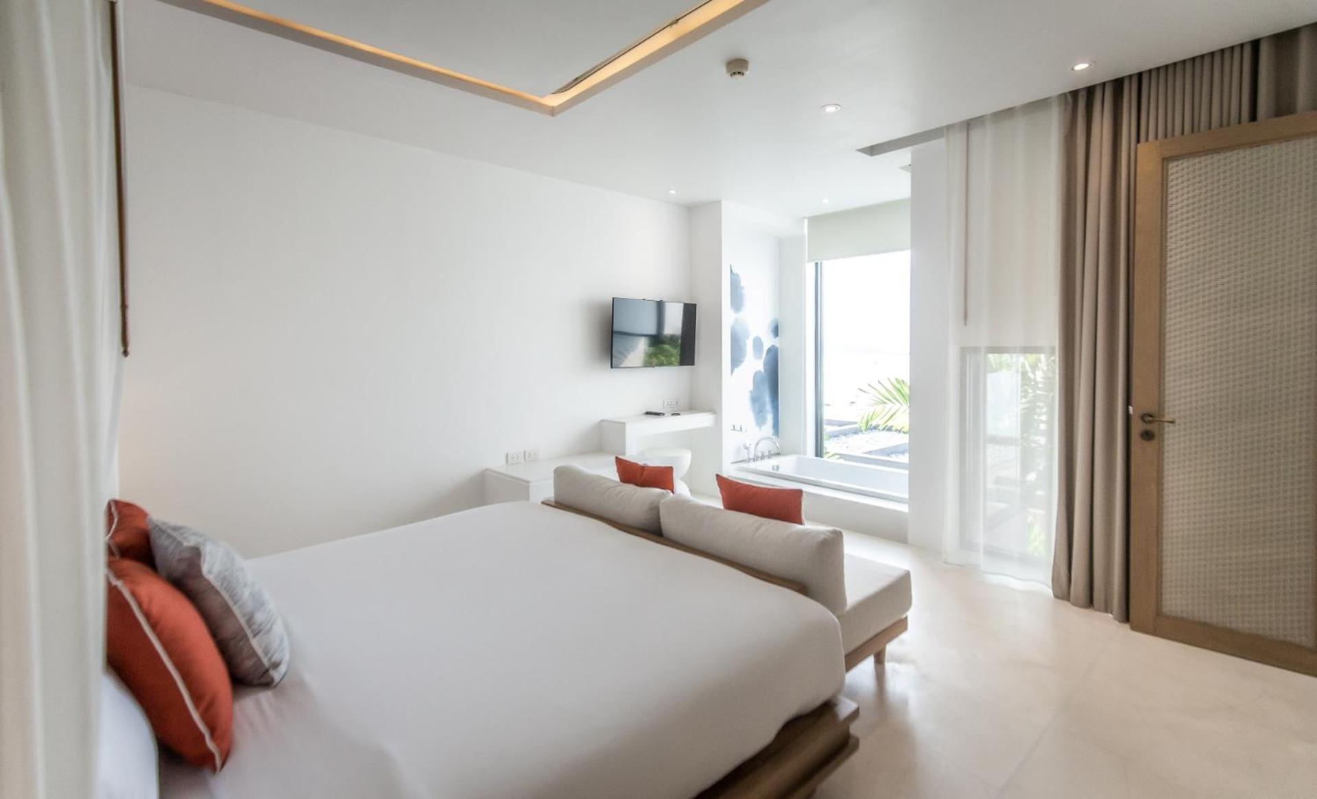 Panoramic Duplex Pool Villa (Free Selected Mini-bar)
