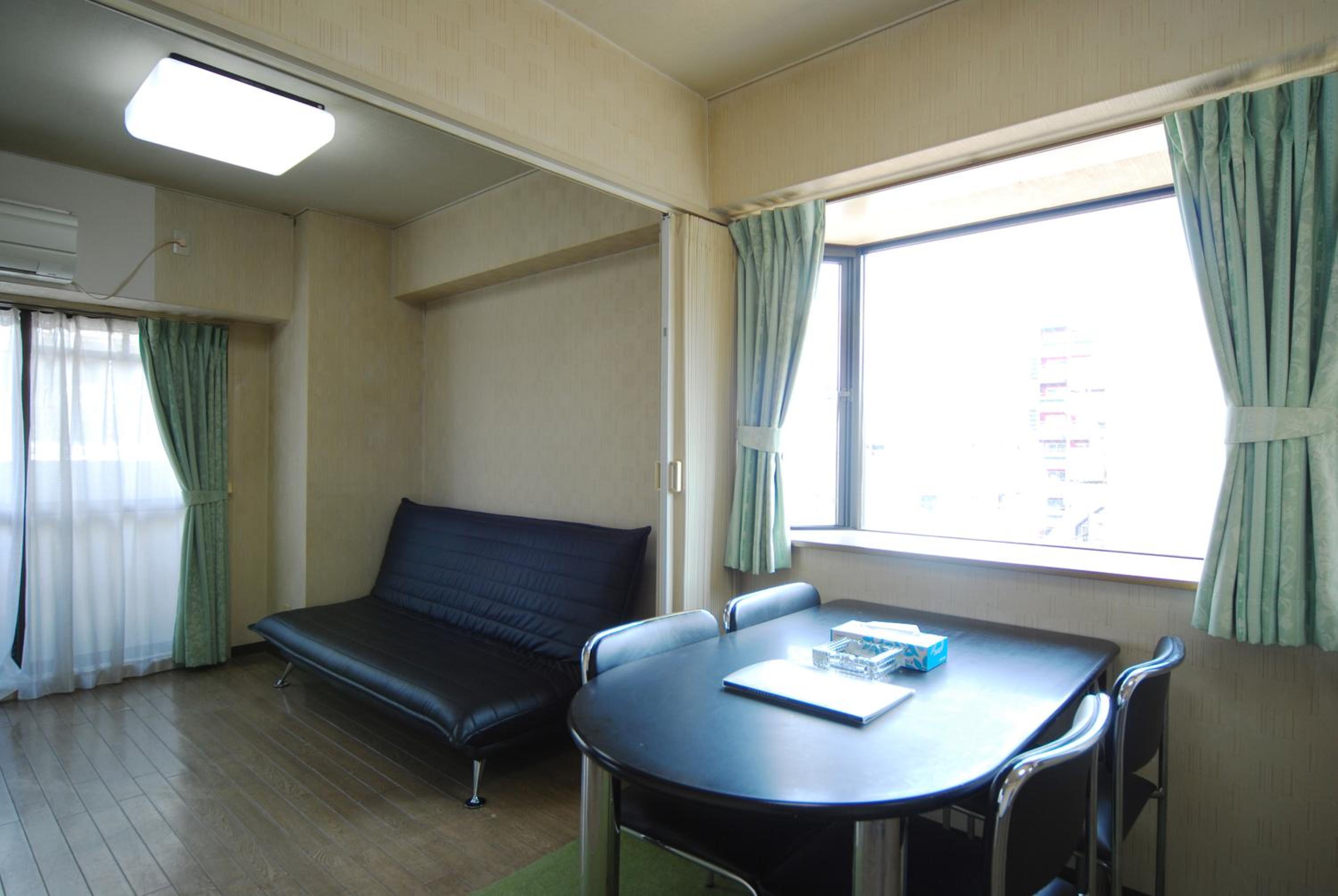 Triple Room - Non-Smoking