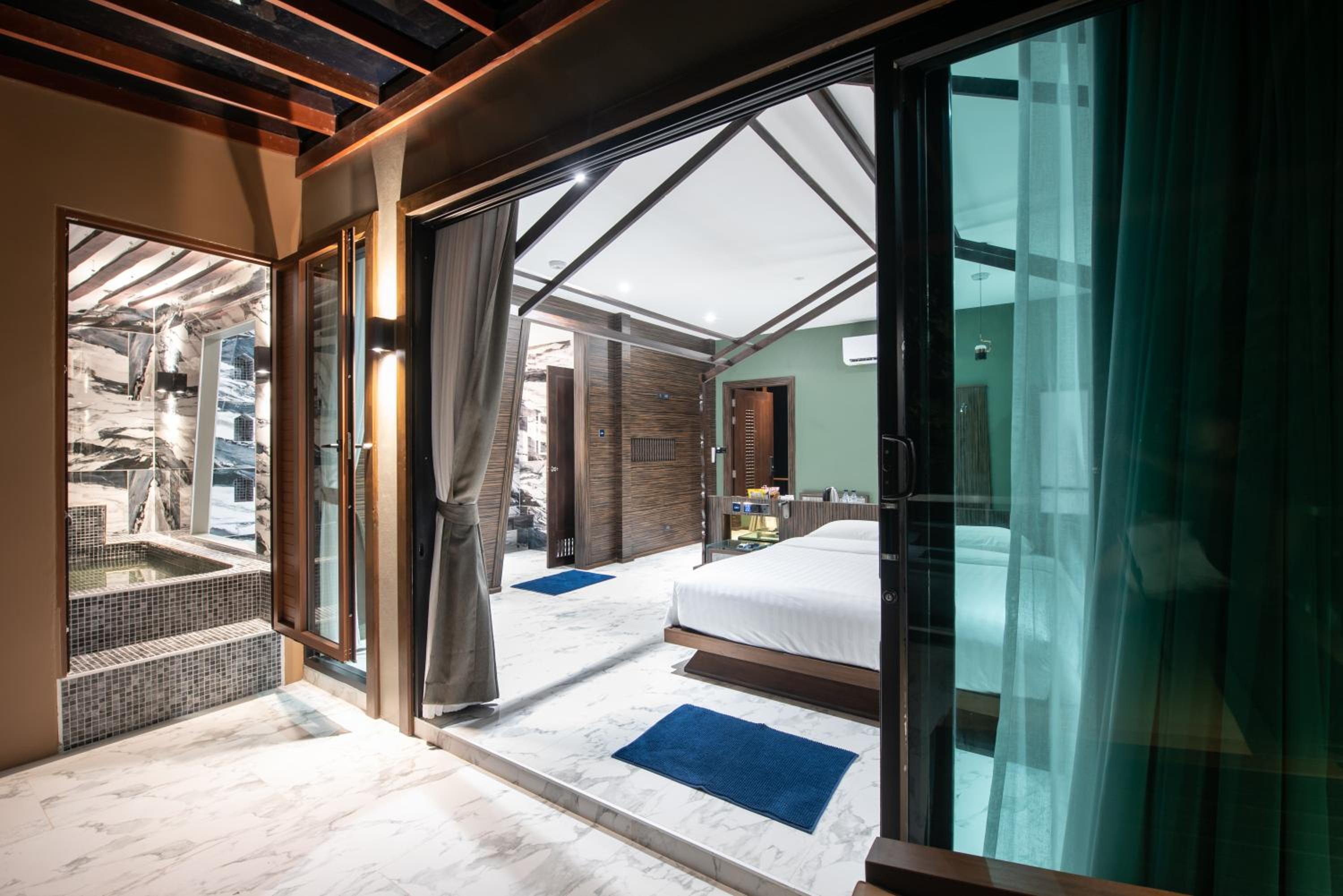 Suite Wooden Style