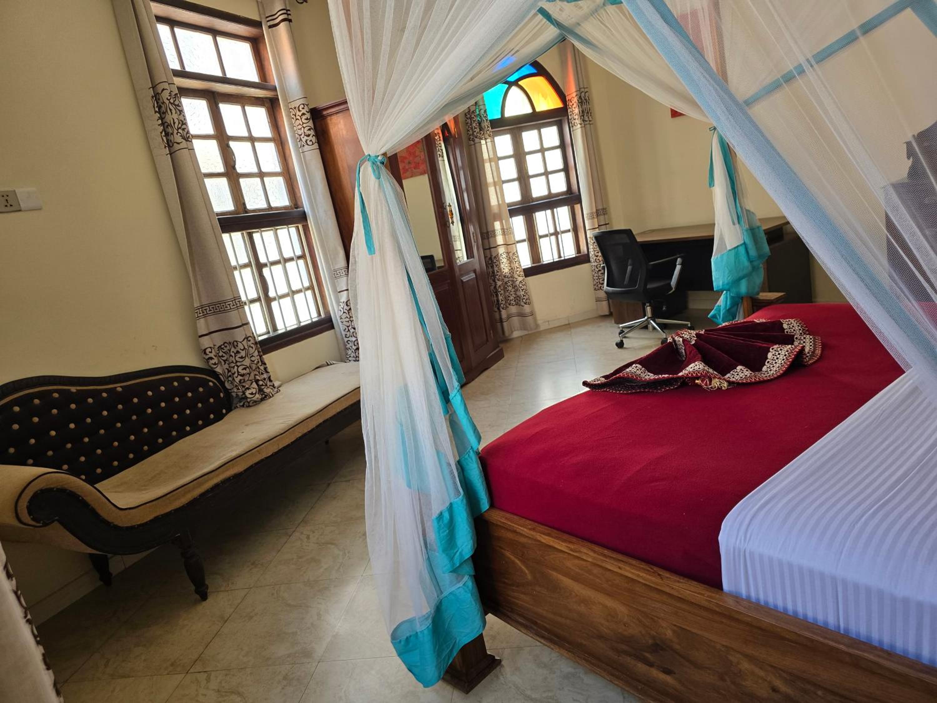 Apartment with City View - Annex