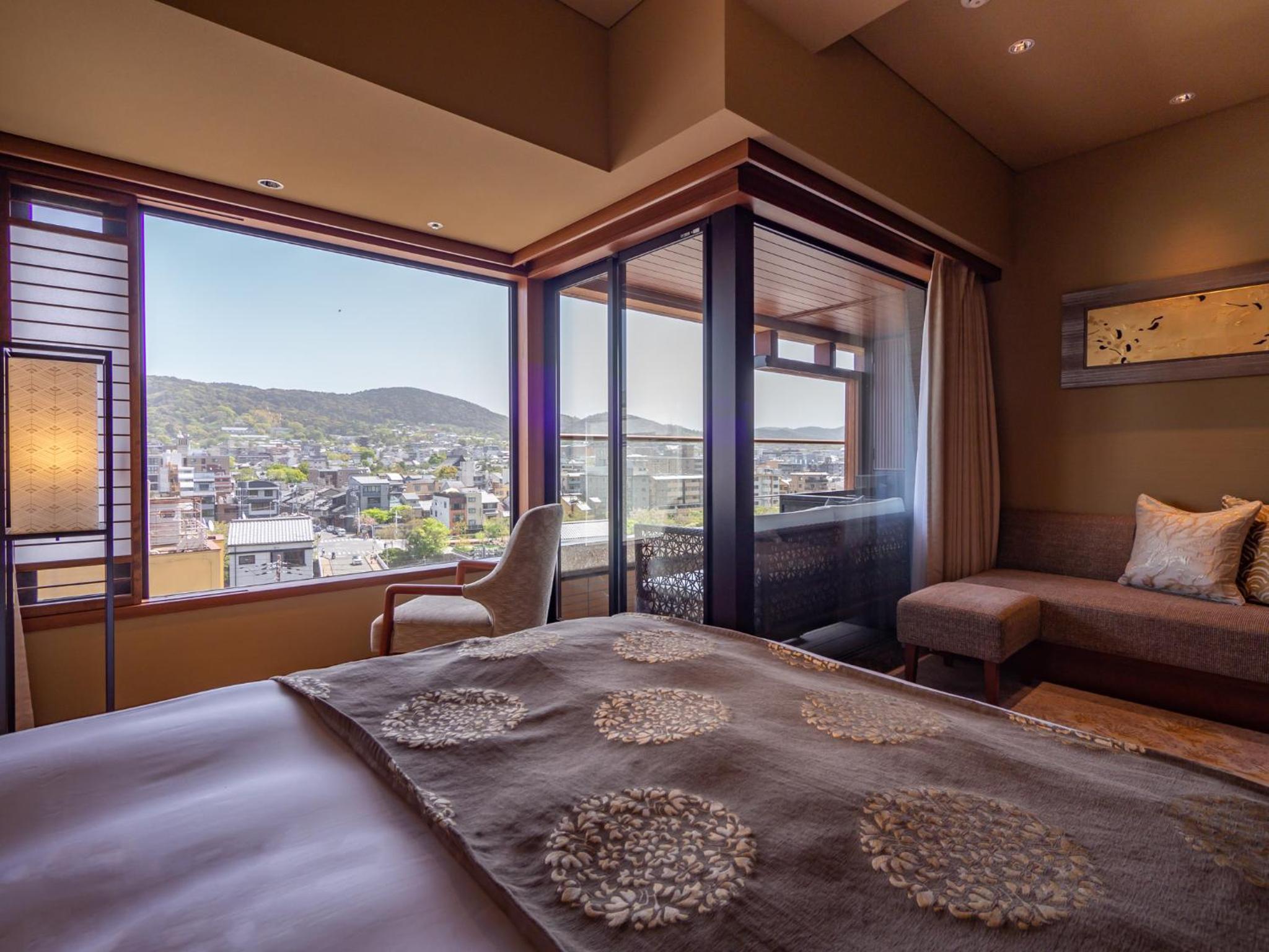 Premium Double - 5-7th Floor