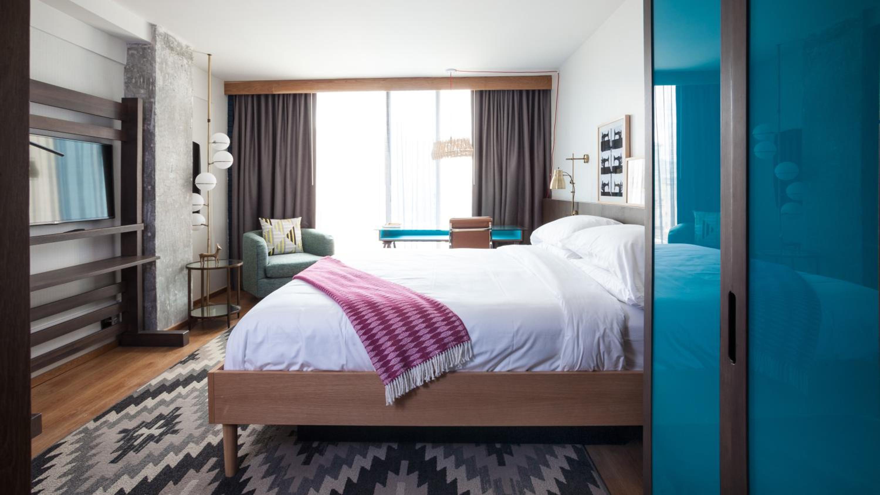 King Room - Hearing Accessible