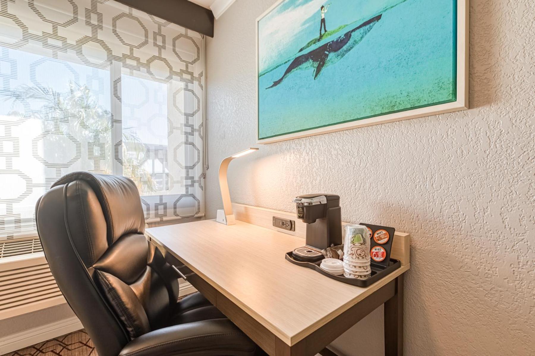 Queen Room with Two Queen Beds with Roll-In Shower - Accessible/Non Smoking