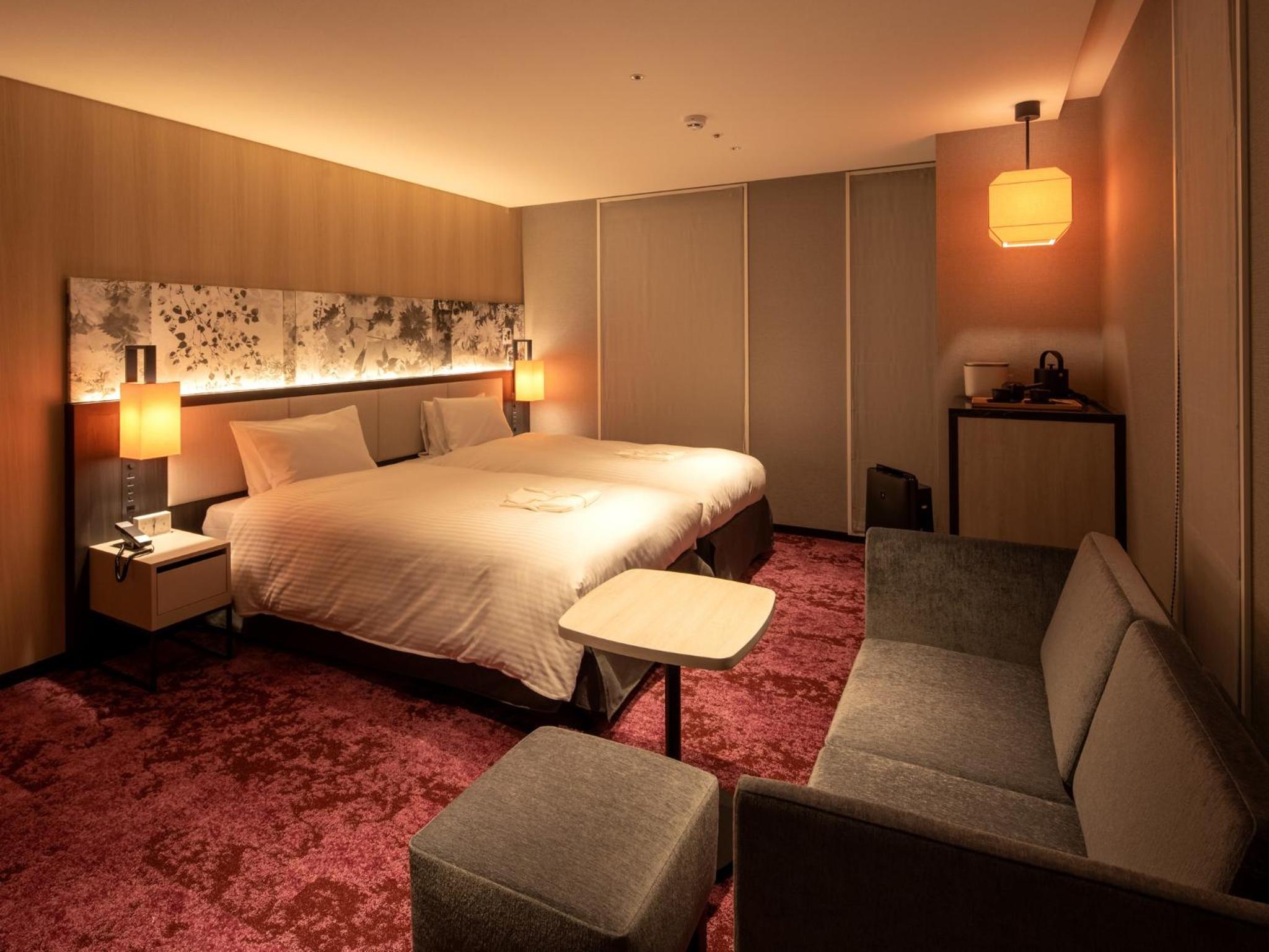 Superior Twin Room (2 Adults)