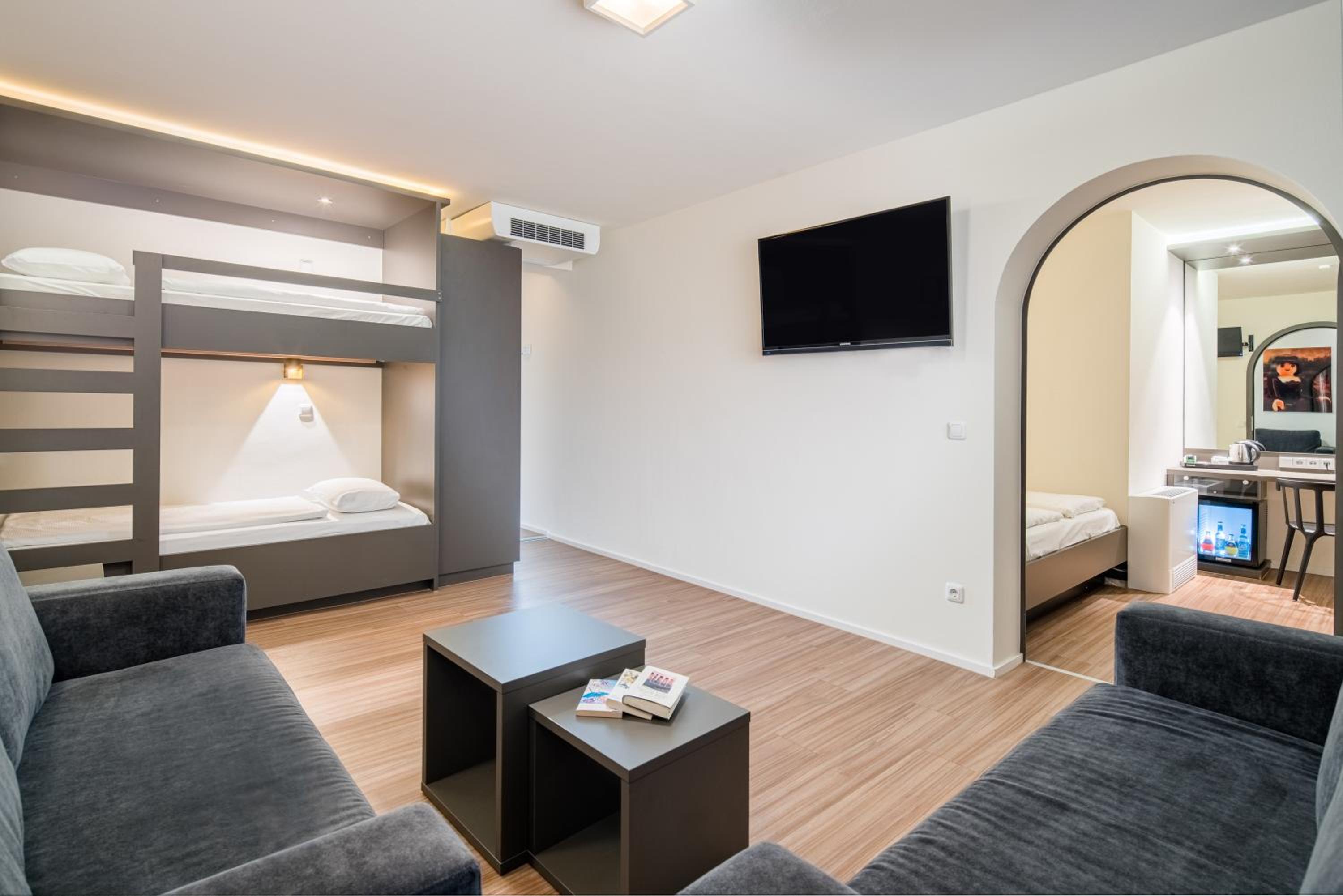 Playmobil Junior Suite