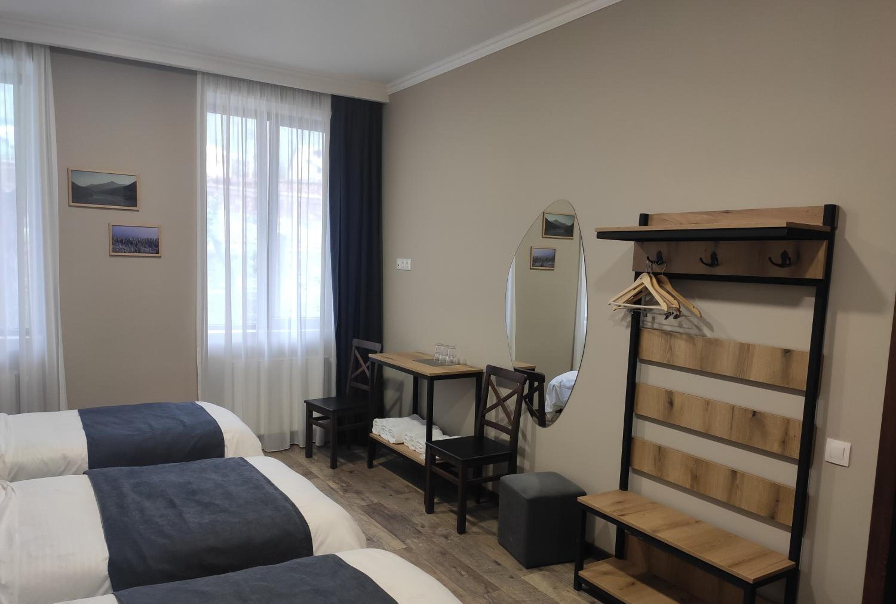 Quadruple Room with Back Mountain View