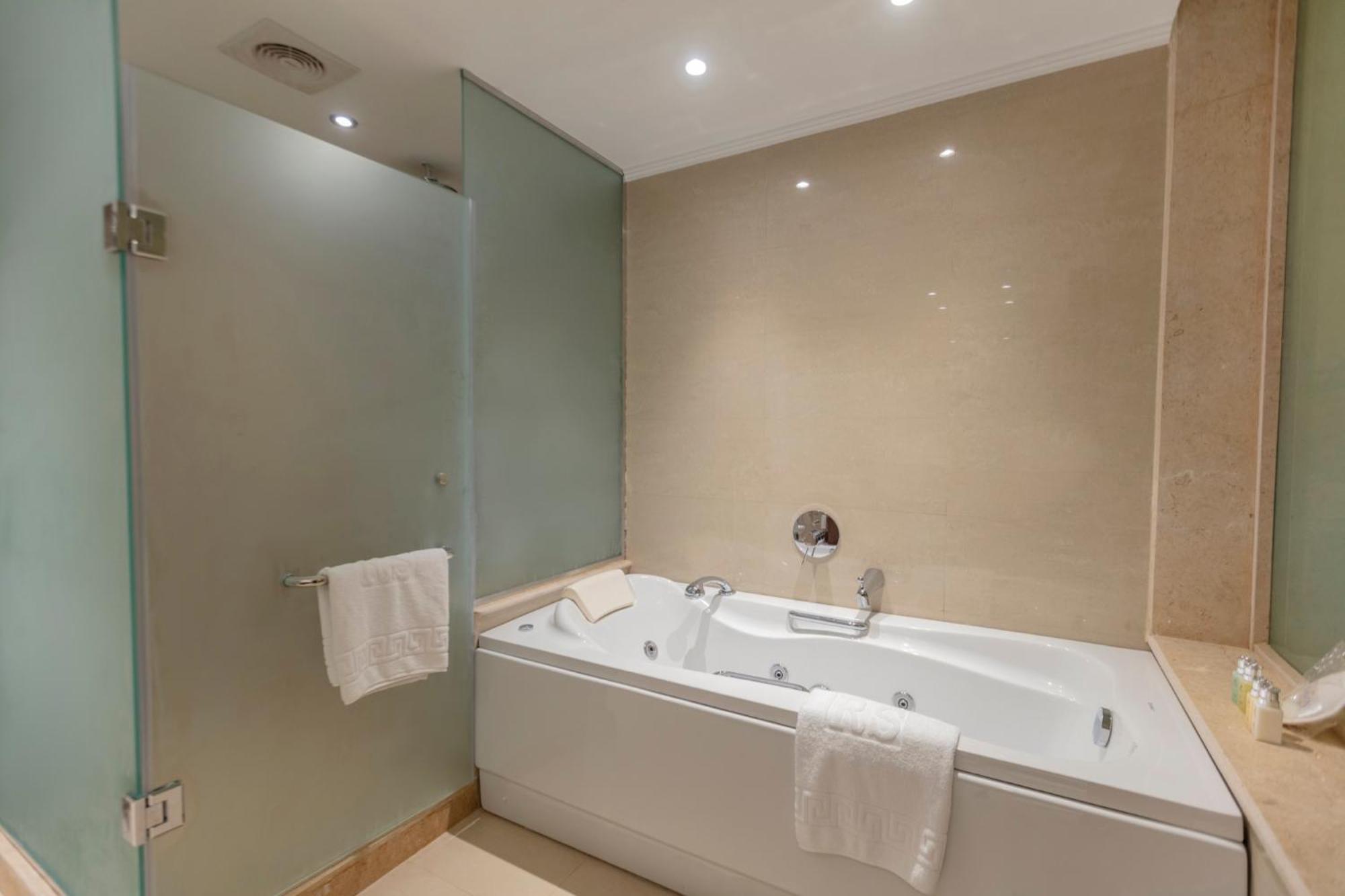 Villa Luxor With Private Pool