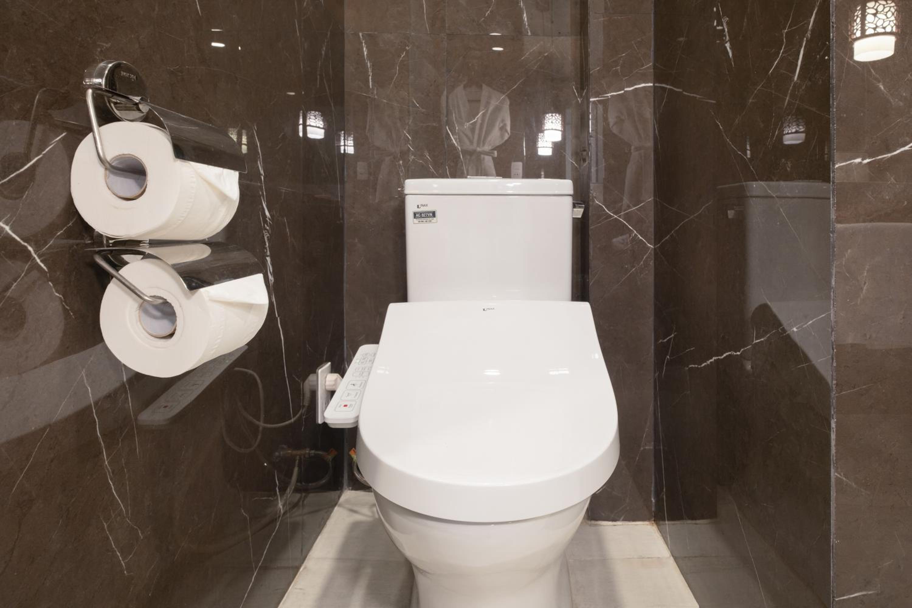 Deluxe King Room with Garden View - Onsen Included