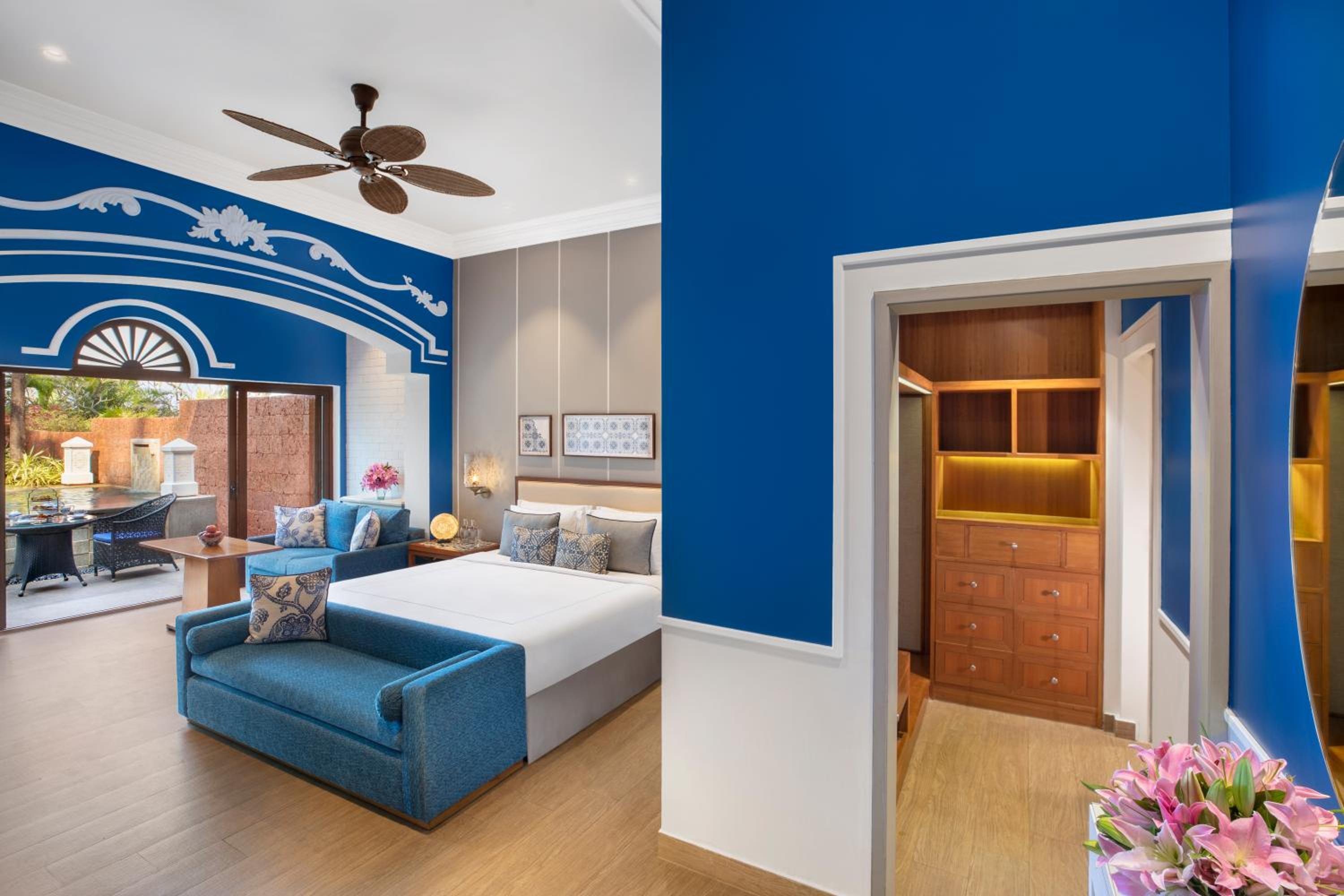 Indulgence Villa Room with Plunge Pool King Bed 