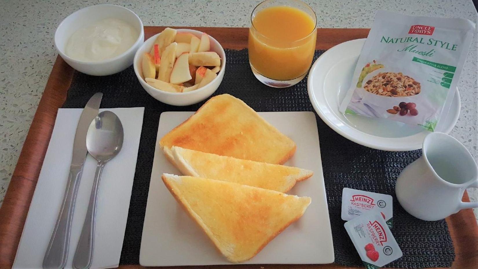 Family Room - Economy Interconnecting