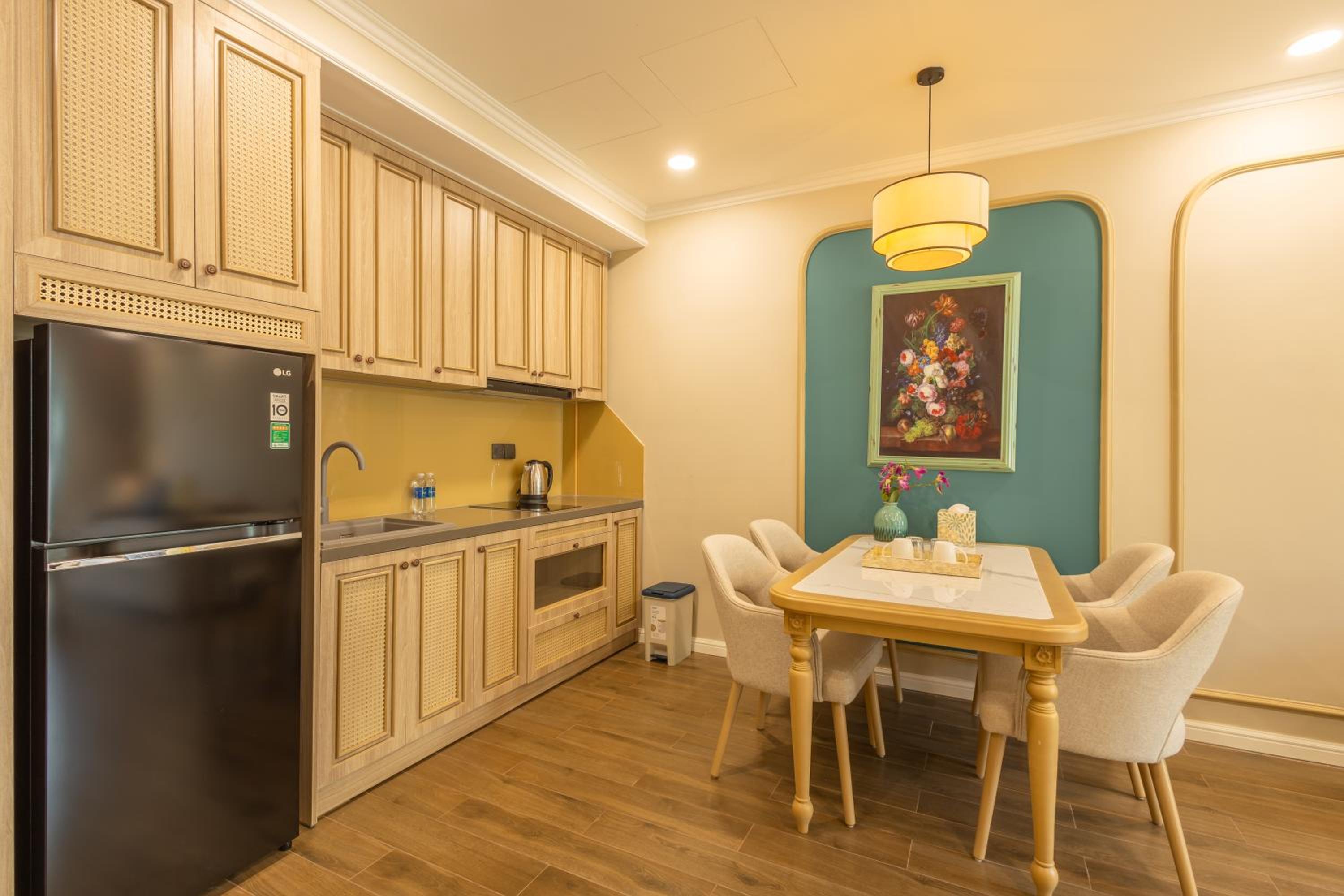 Deluxe Apartment