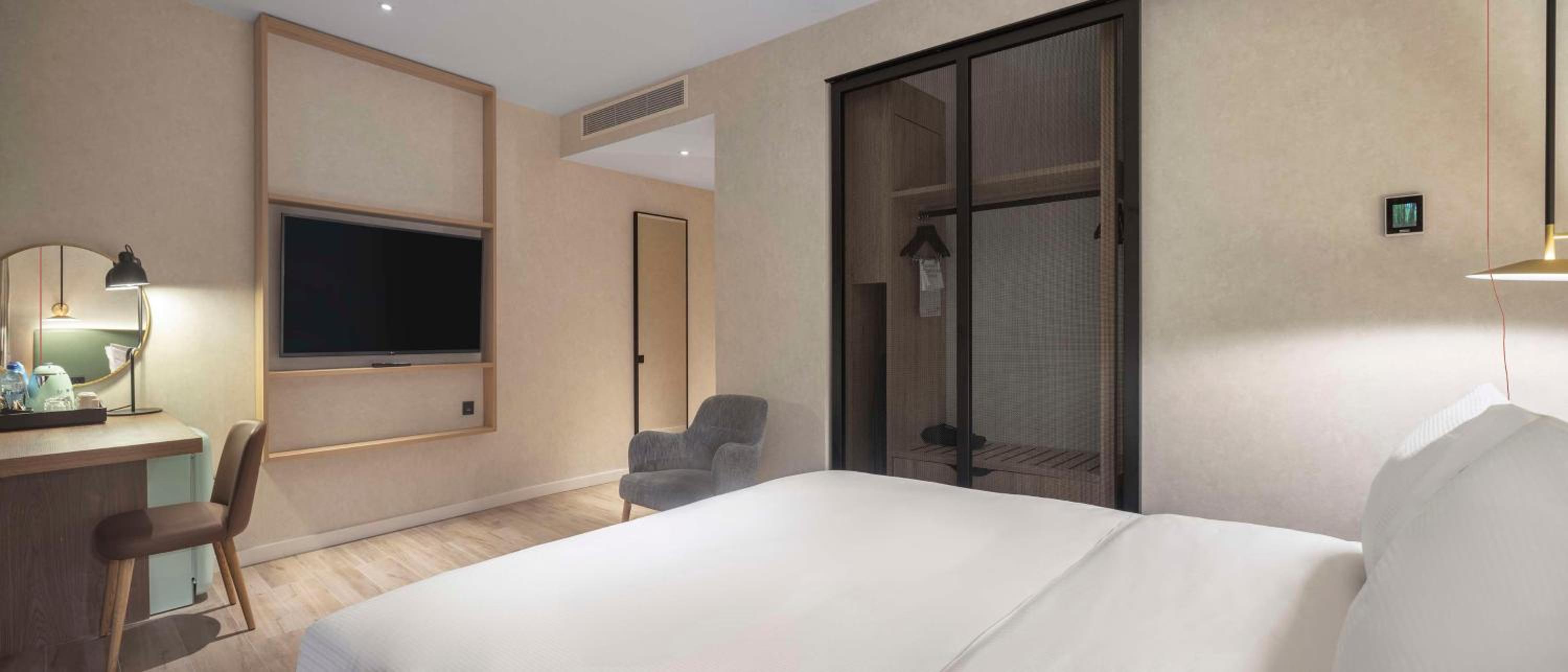 King Room - Mobility Accessible 