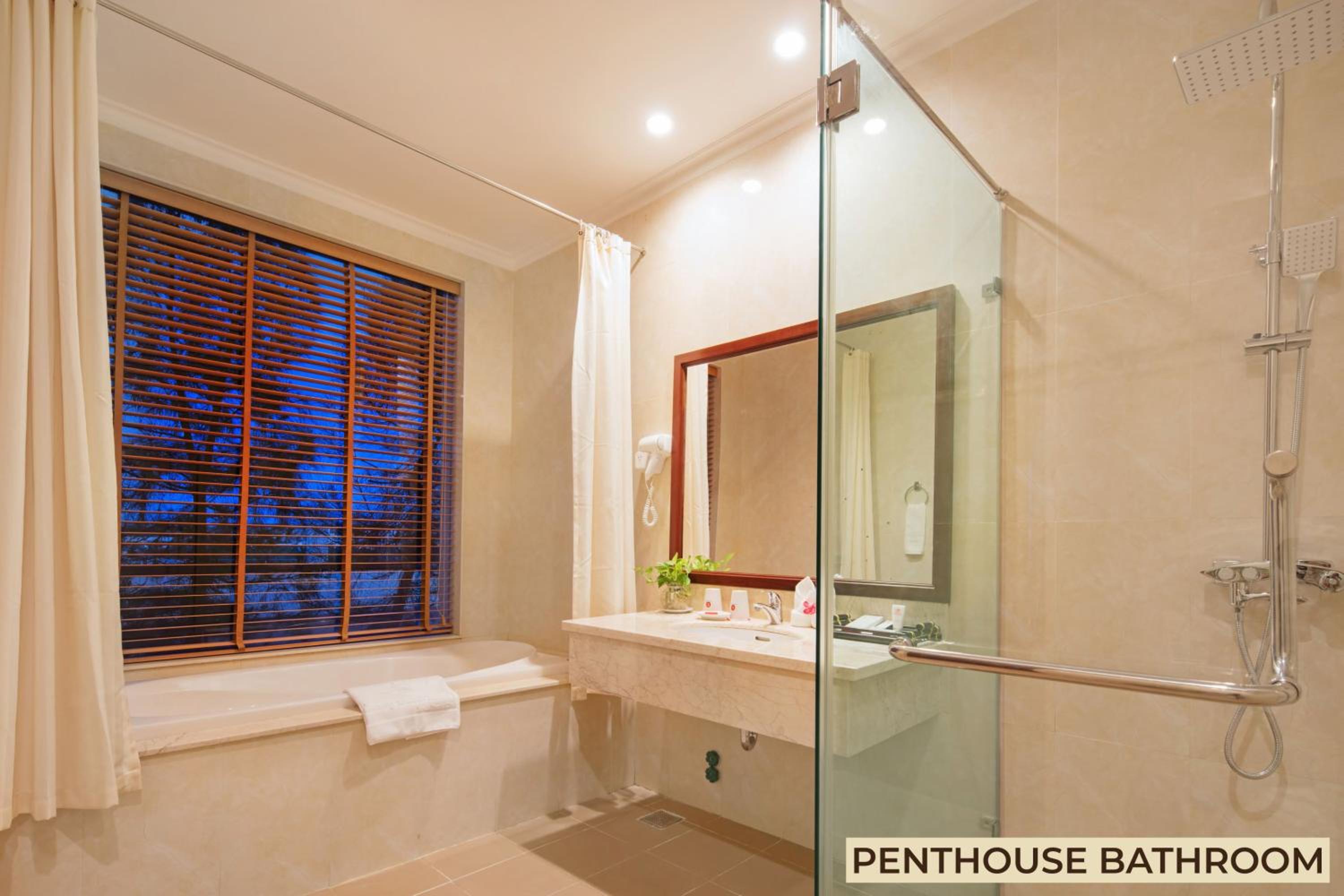 Family Room with Sea View