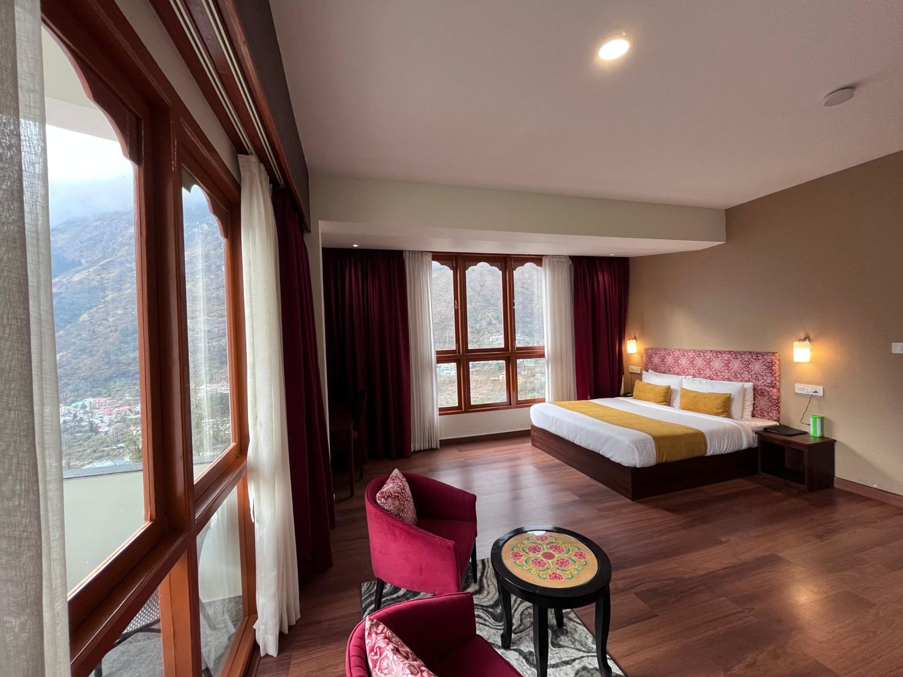 Junior Suite with Balcony