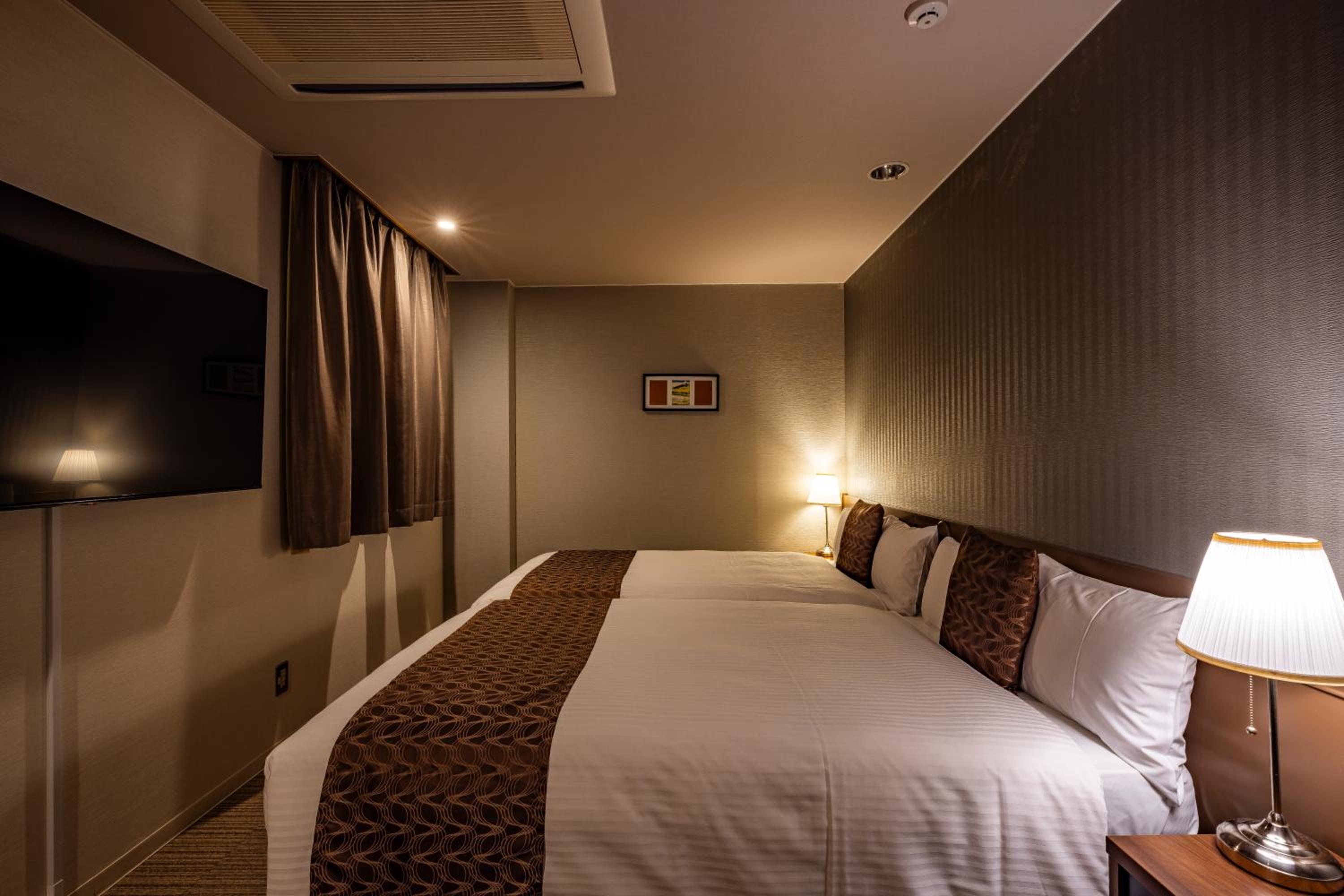 Twin Room - Non-Smoking