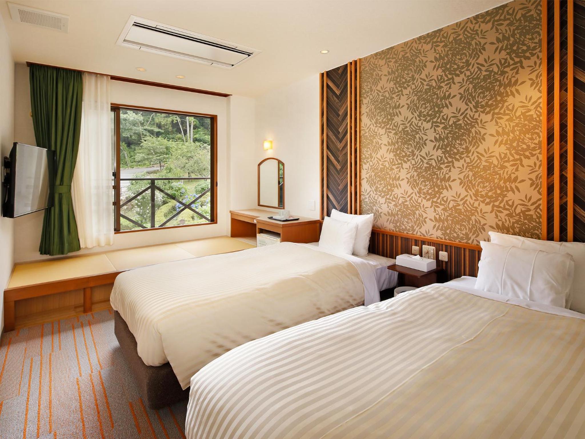 Twin Room - Non-Smoking