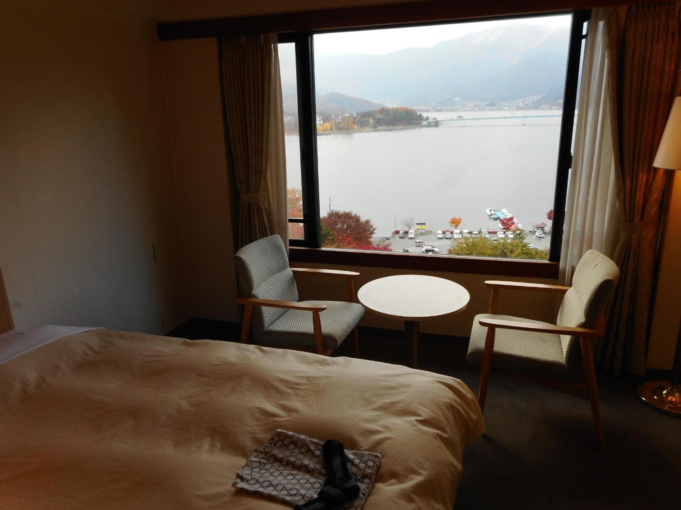 Twin Room with Bathroom