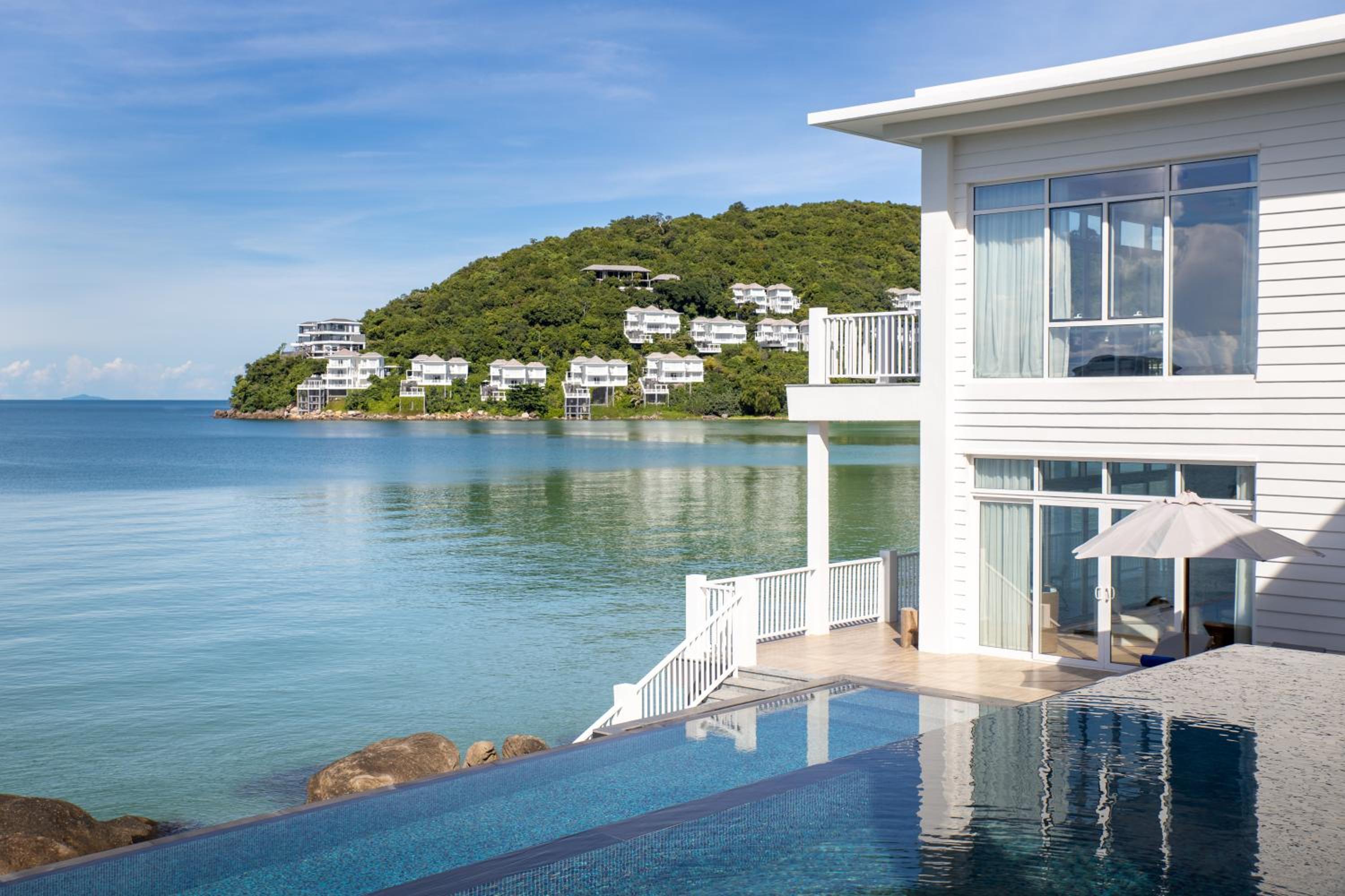 Five-Bedroom Water Retreat Pool Villa