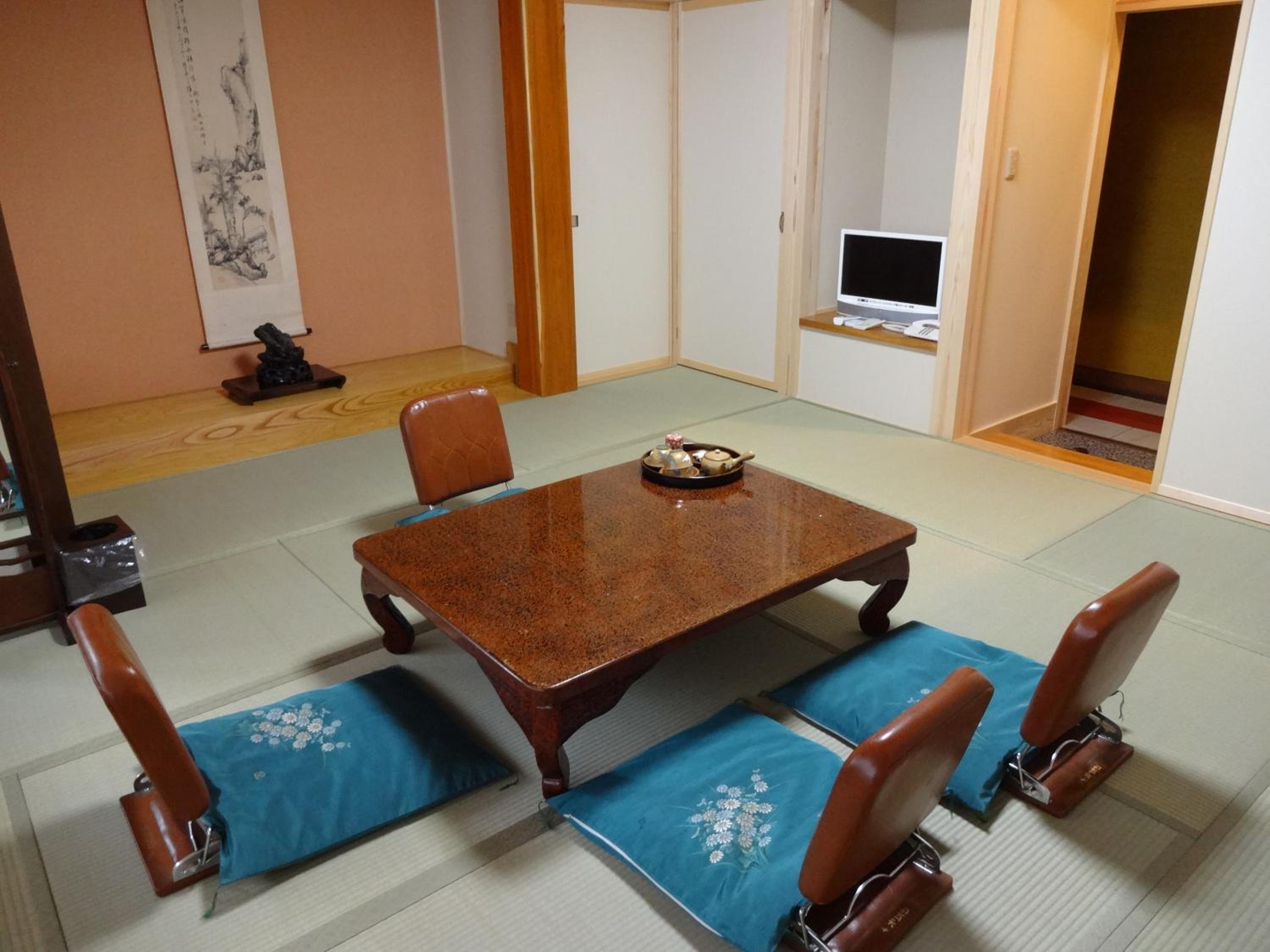 Japanese-Style Quadruple Room