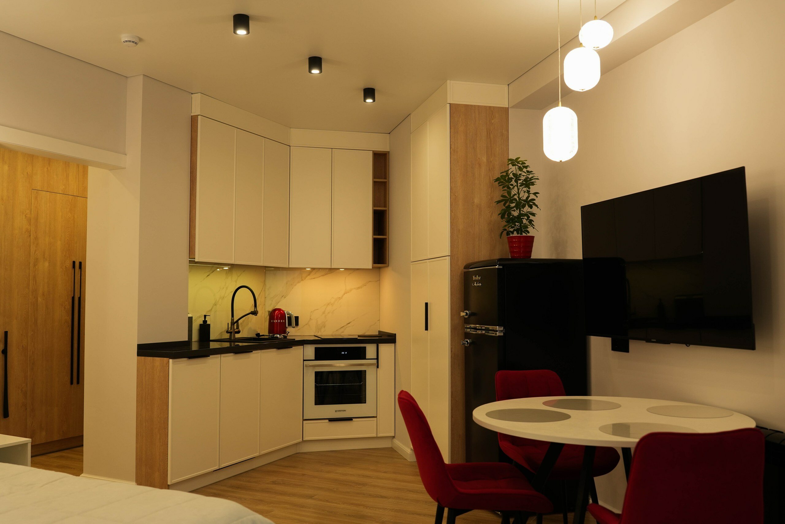 Студия "Grenade"