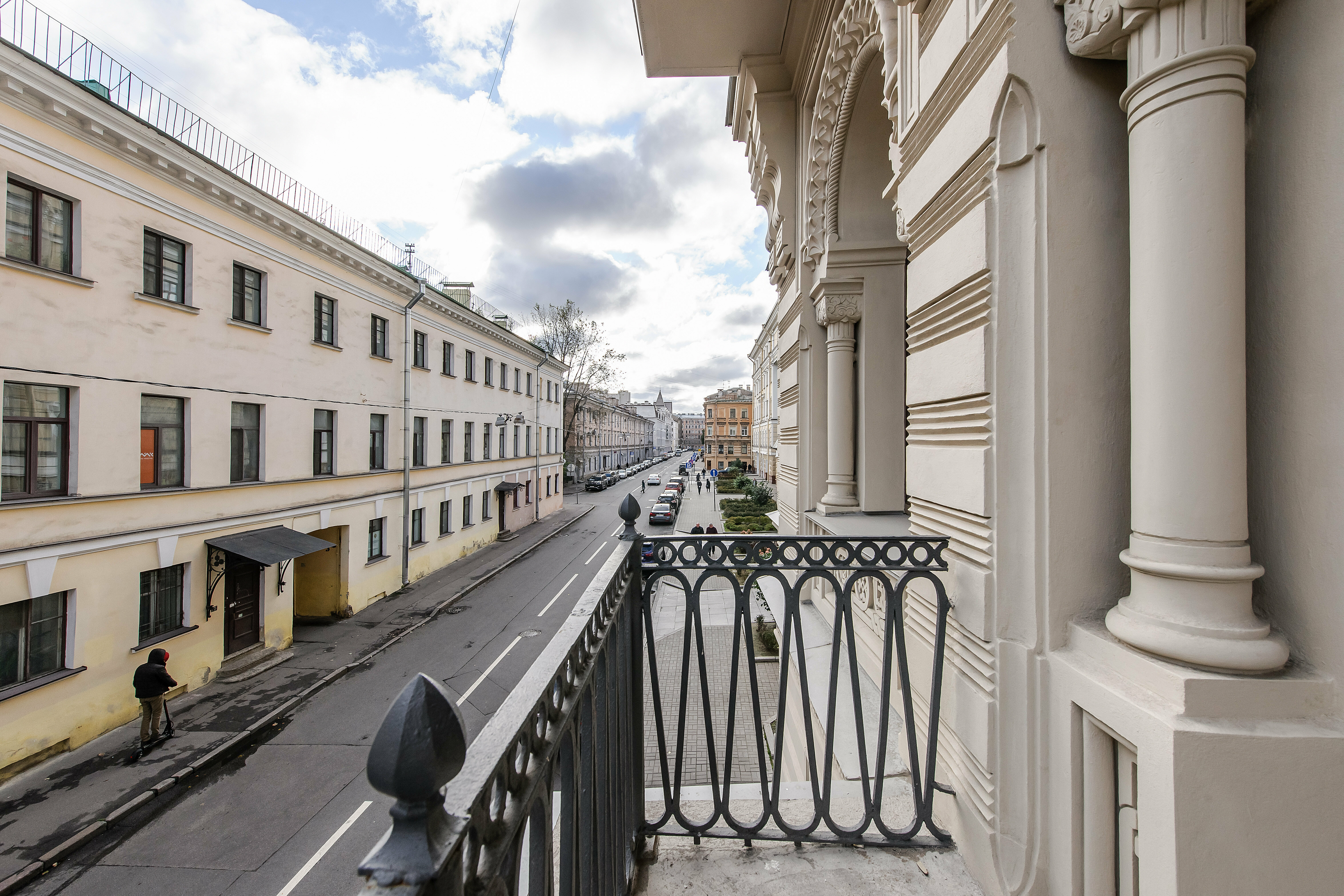 Номер с Балконом и кроватью Лофт