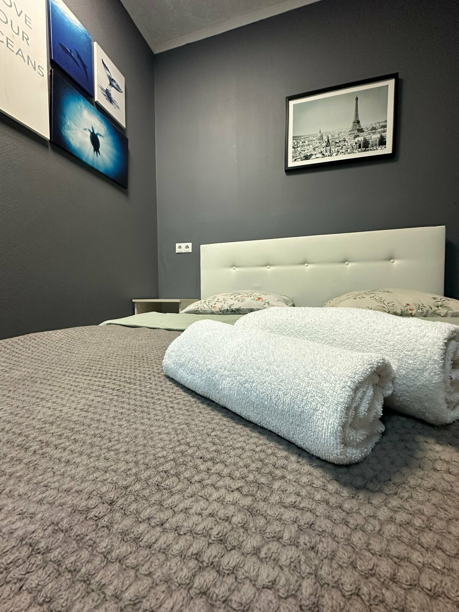 Двухместный номер без окна. Удобства на этаже