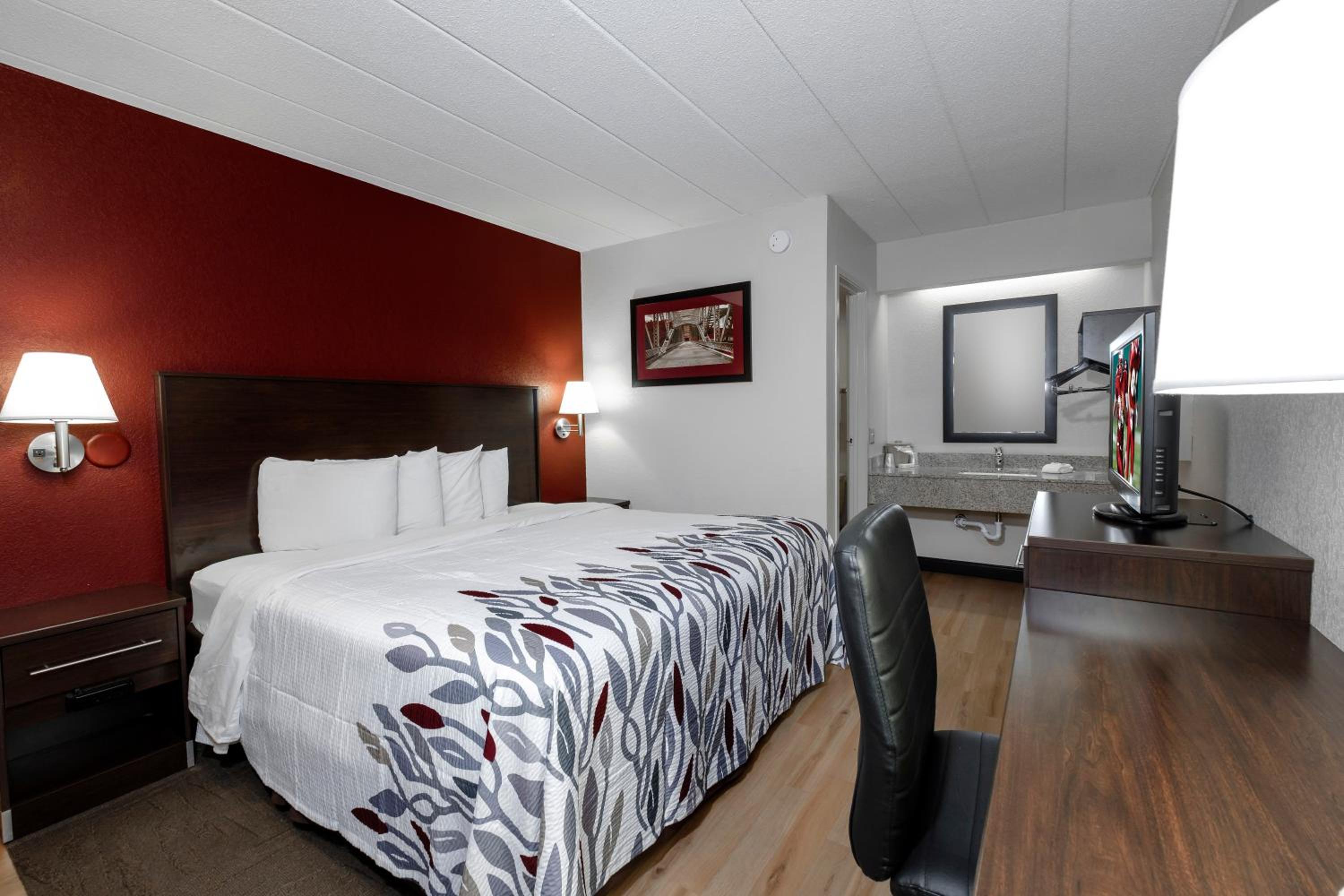 Deluxe King Room Smoke Free