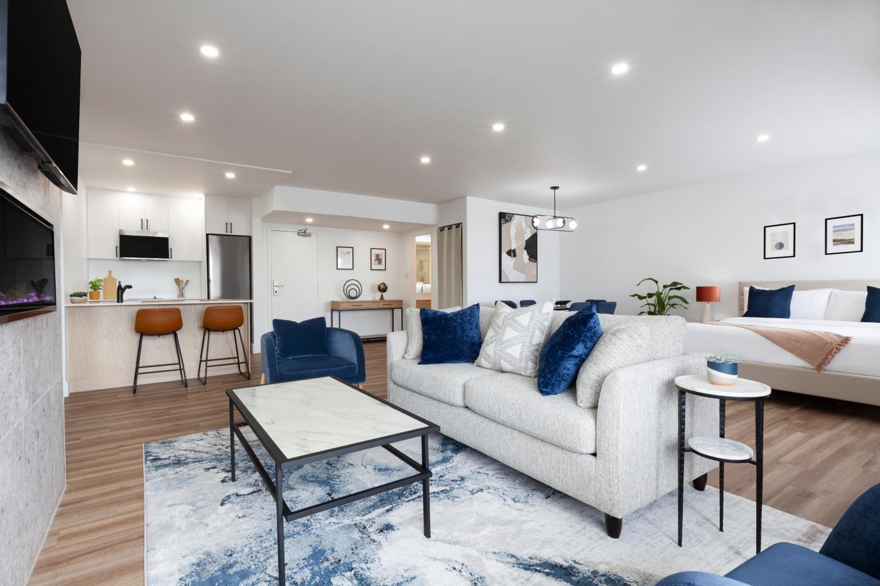 Executive King Suite - Non-Smoking