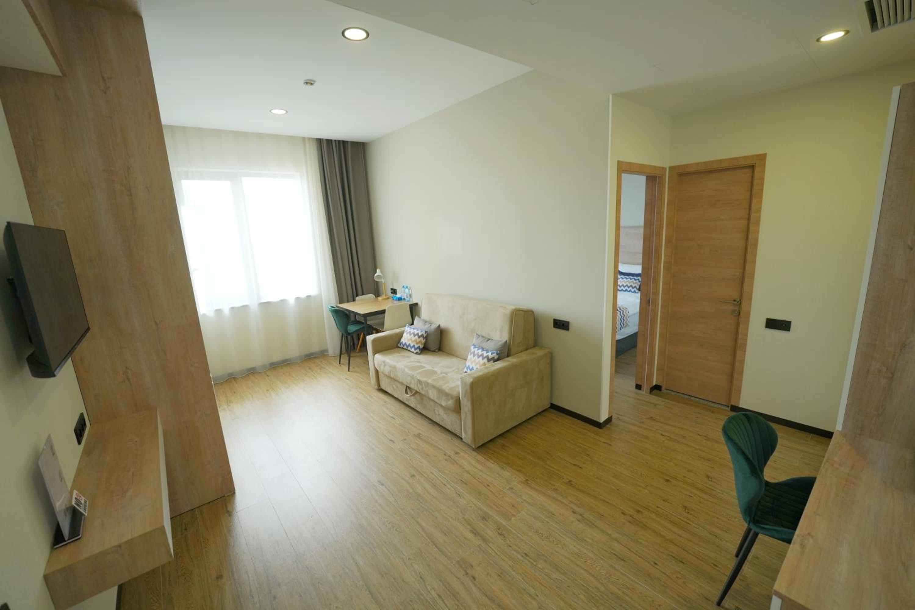 One-Bedroom Apartment