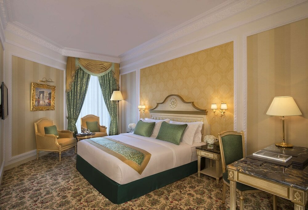 Executive Room, 1 King Bed