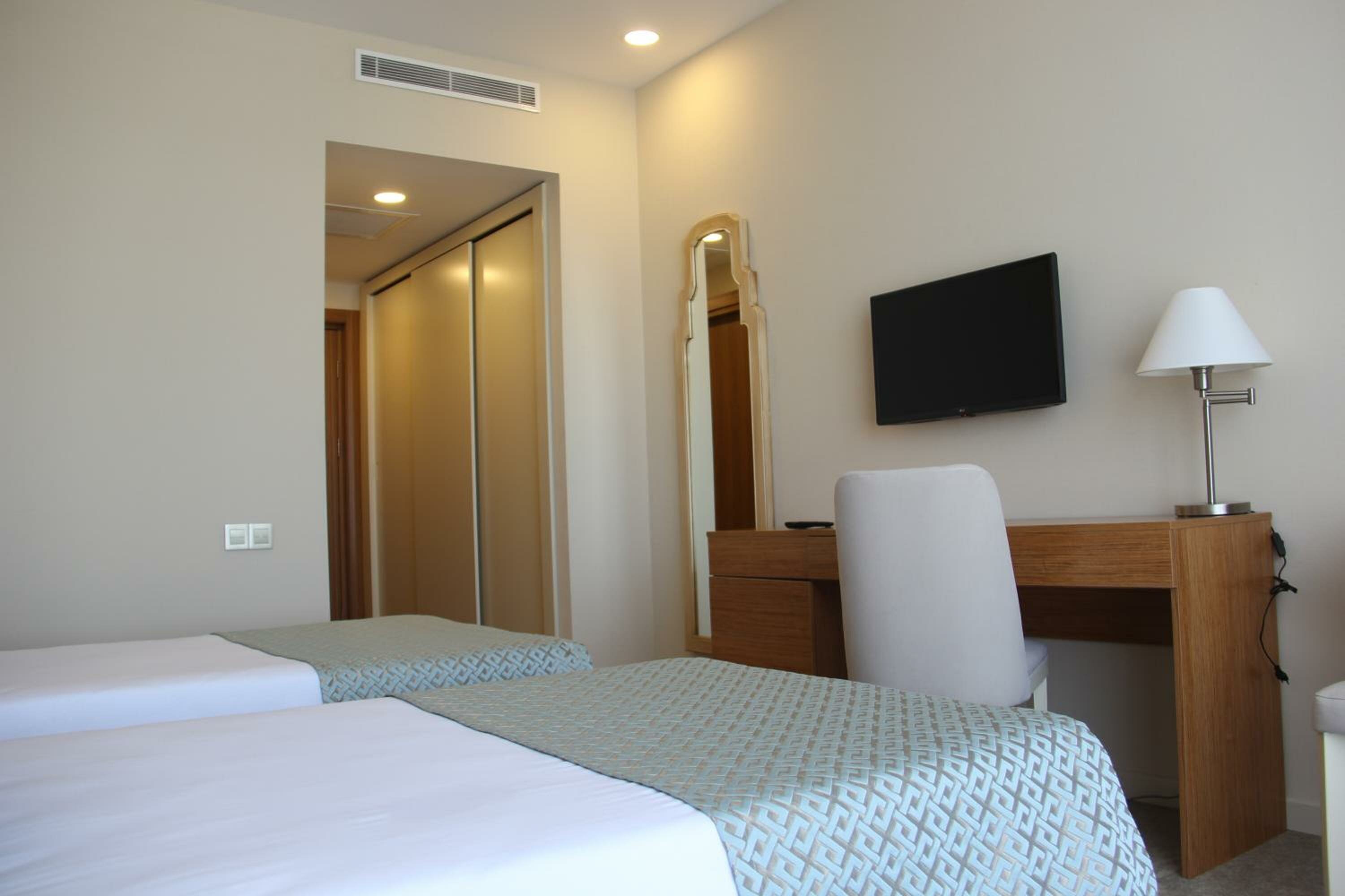 Twin Room with Garden View