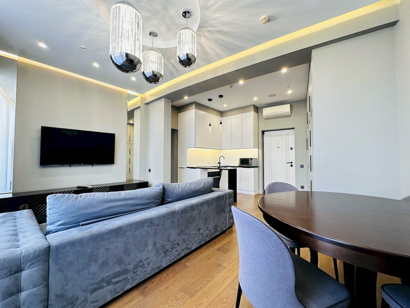 Премиум с  большой террасой на 14 этаже! До пляжа и набережной 5 минут!