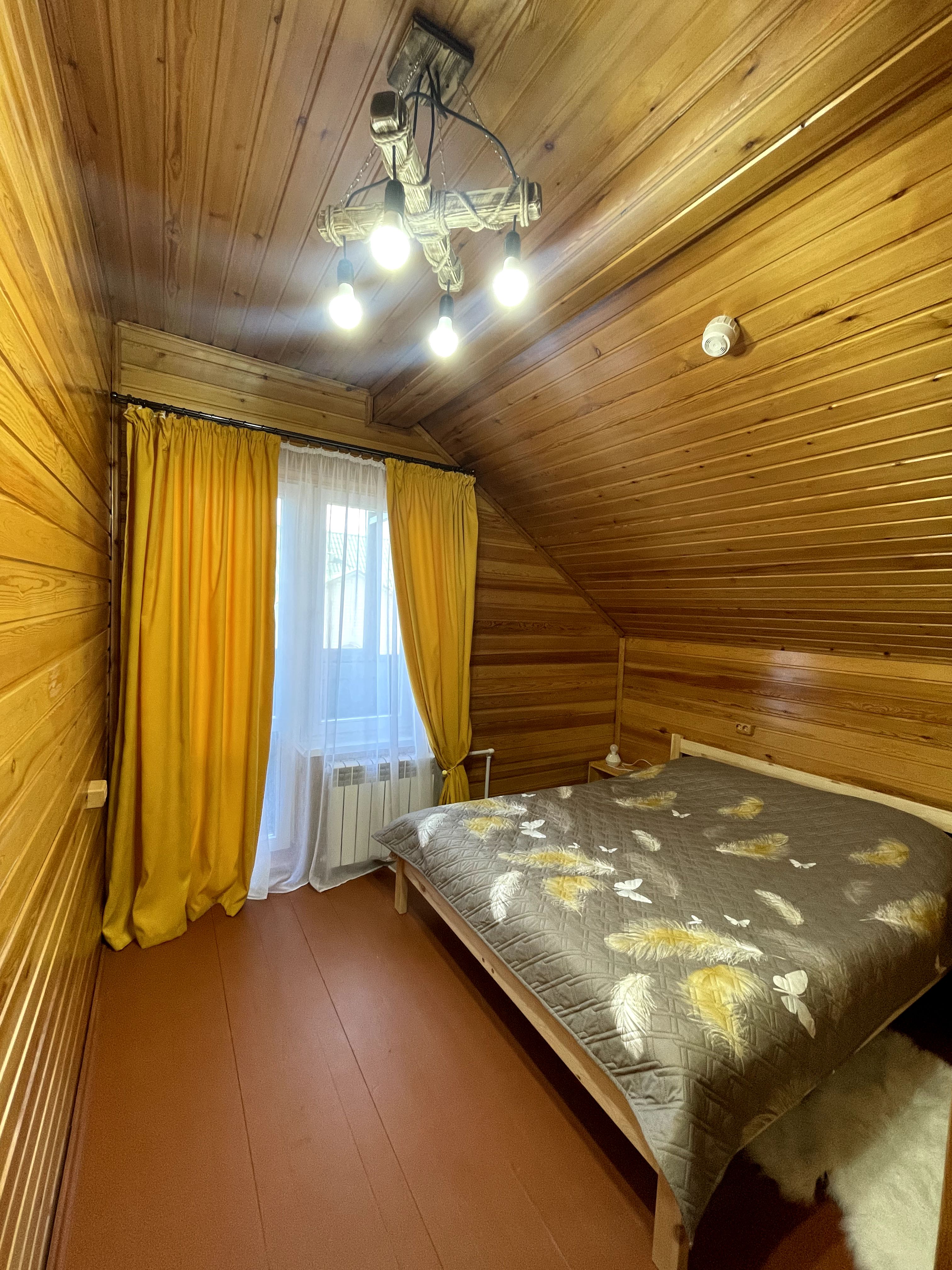 Двухкомнатная студия 35 м2 с отдельной кухней и 2 лоджиями, в коттедже №9