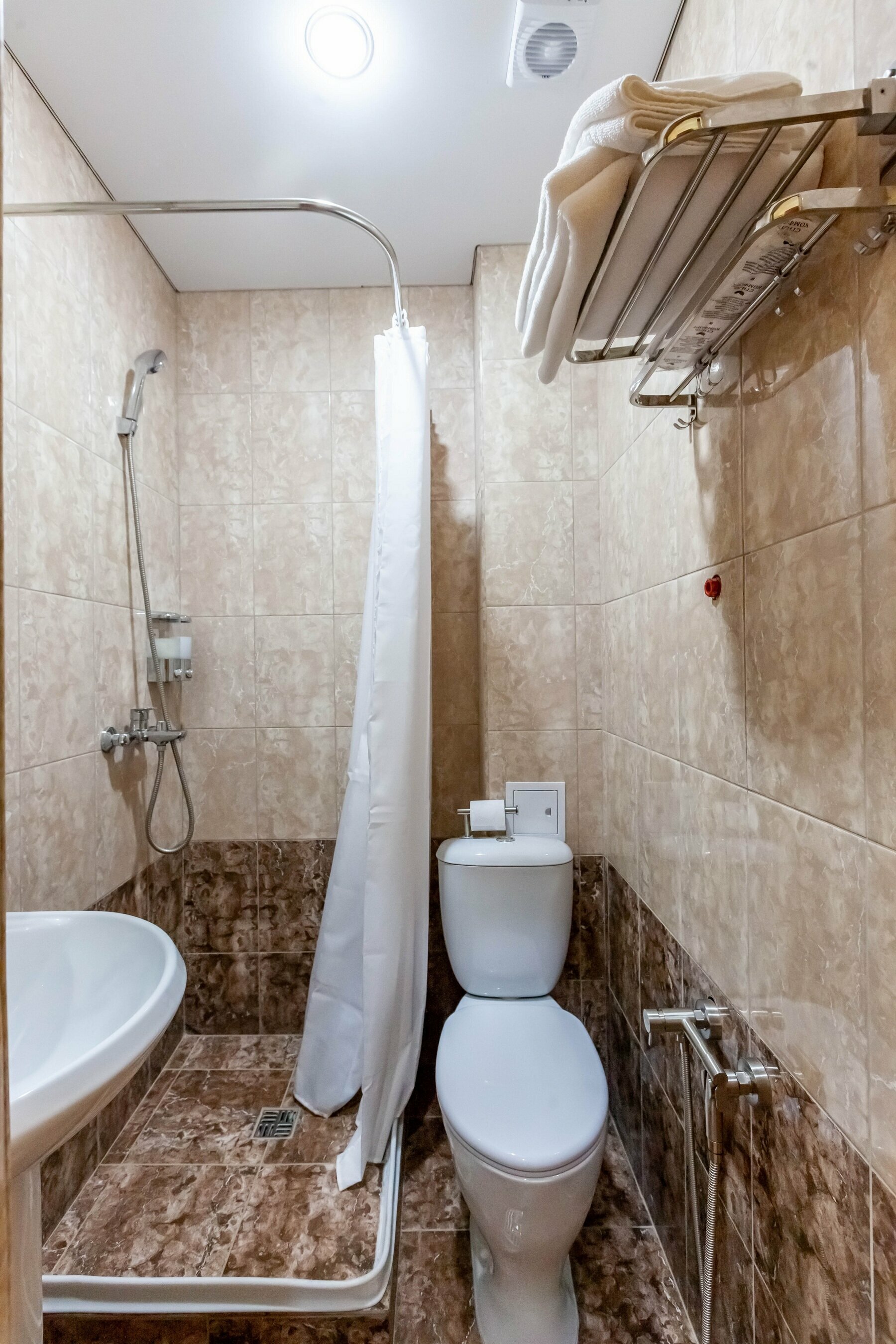 Двухместный номер эконом-класса мансарда