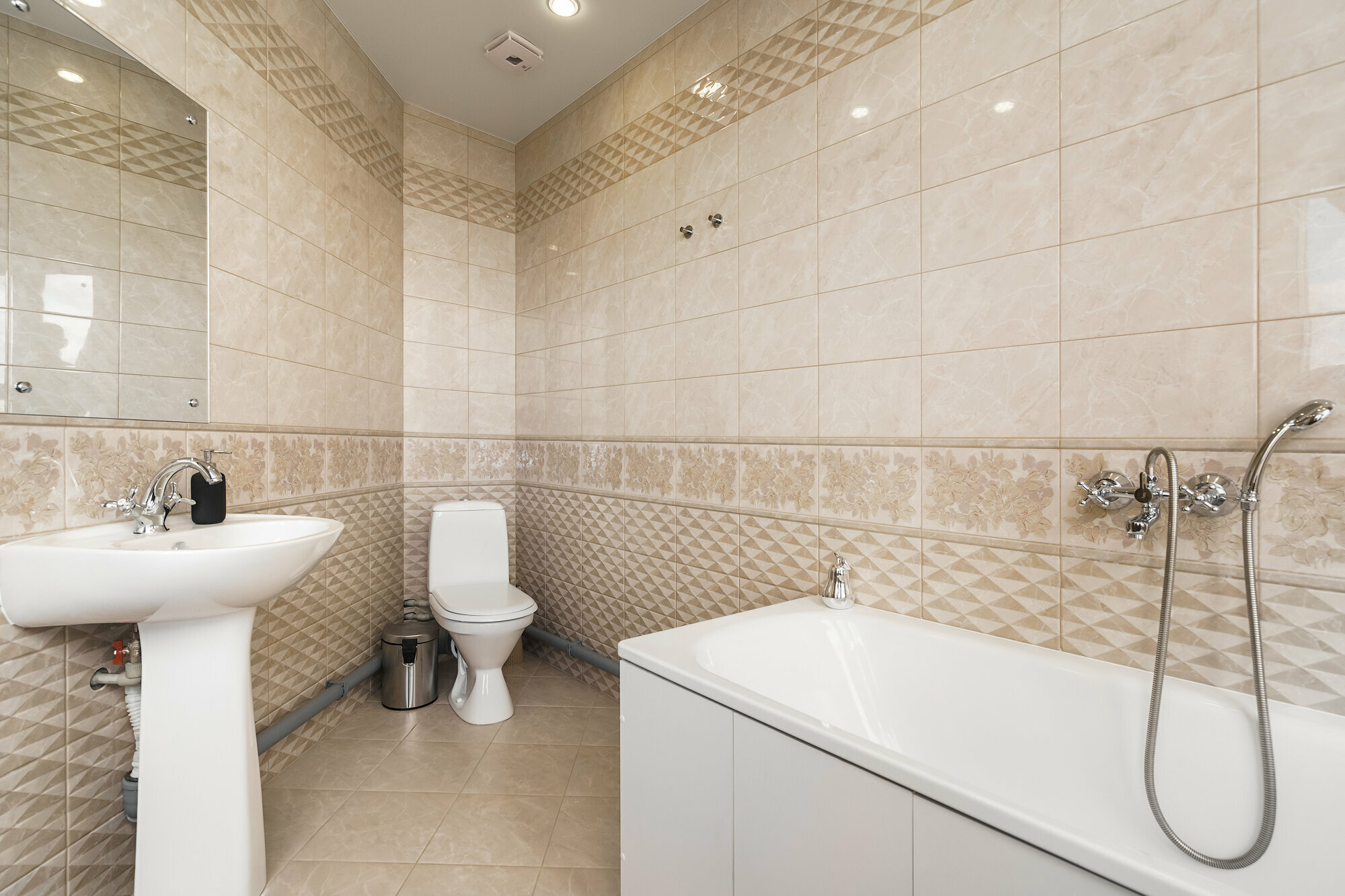 Двухместный номер с видом на Волгу