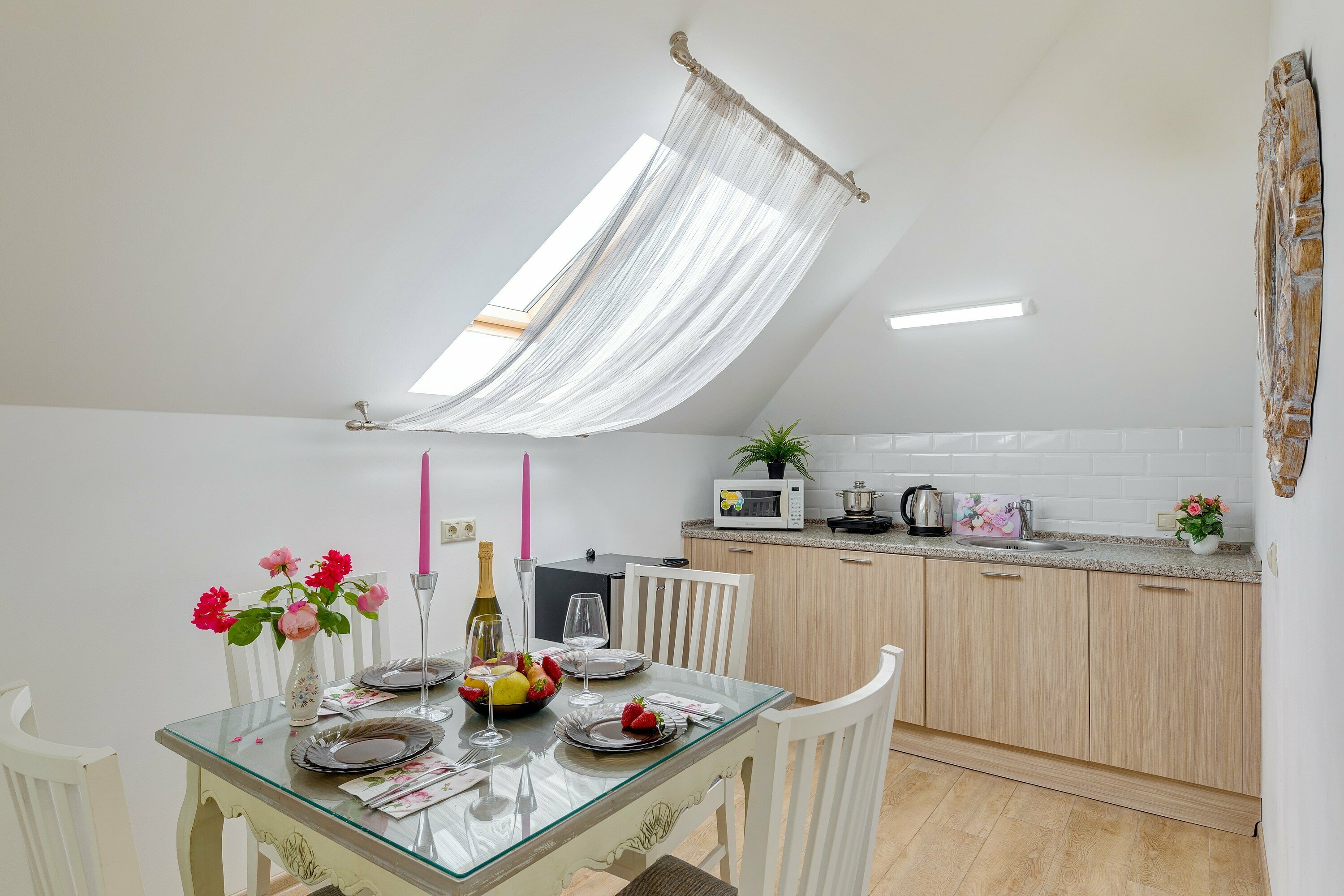 Номер-студия с видом на сад