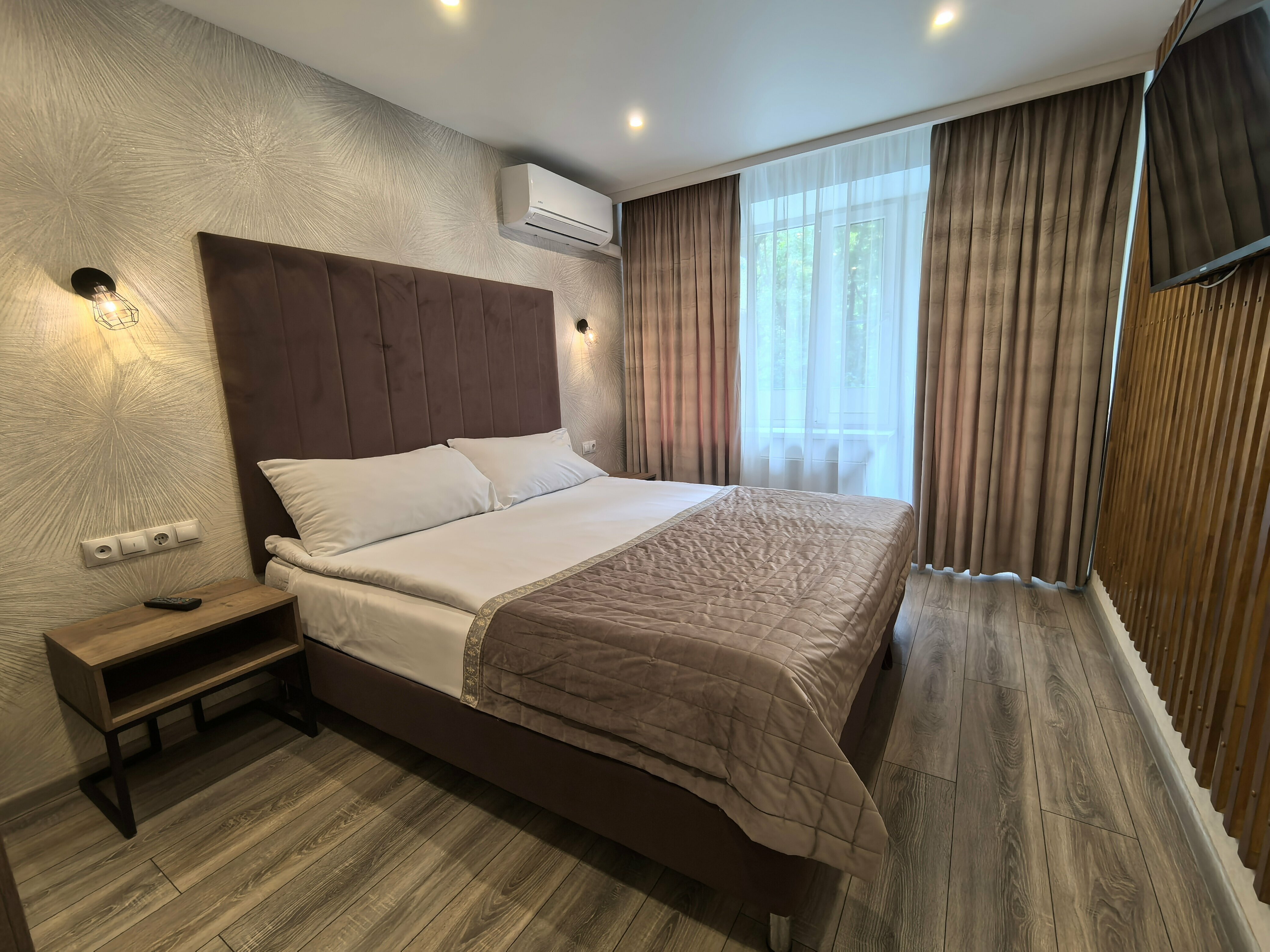 Апартаменты с балконом