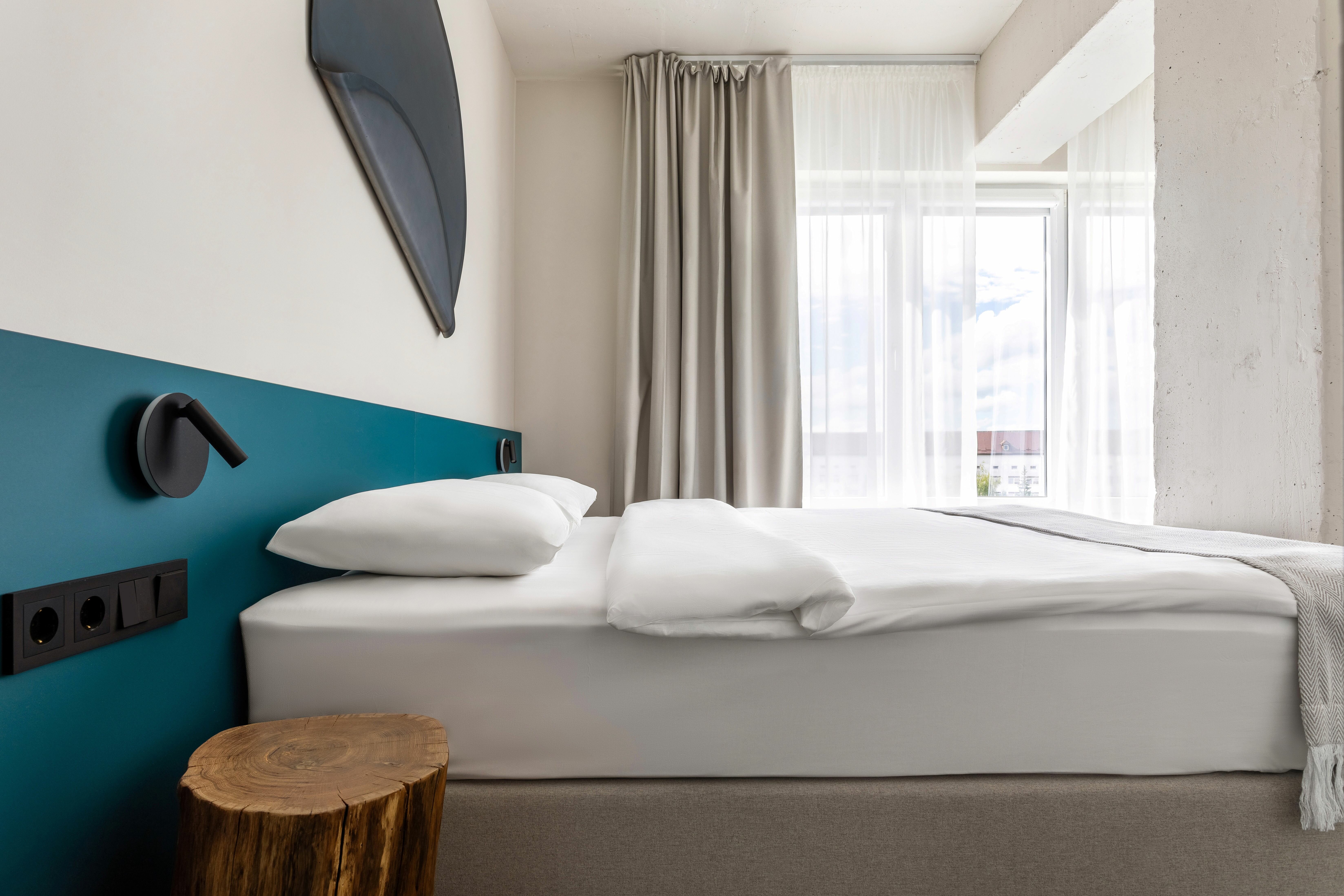 Улучшенный Стандарт с 1 кроватью King-size или 2 односпальными кроватями 90х200см