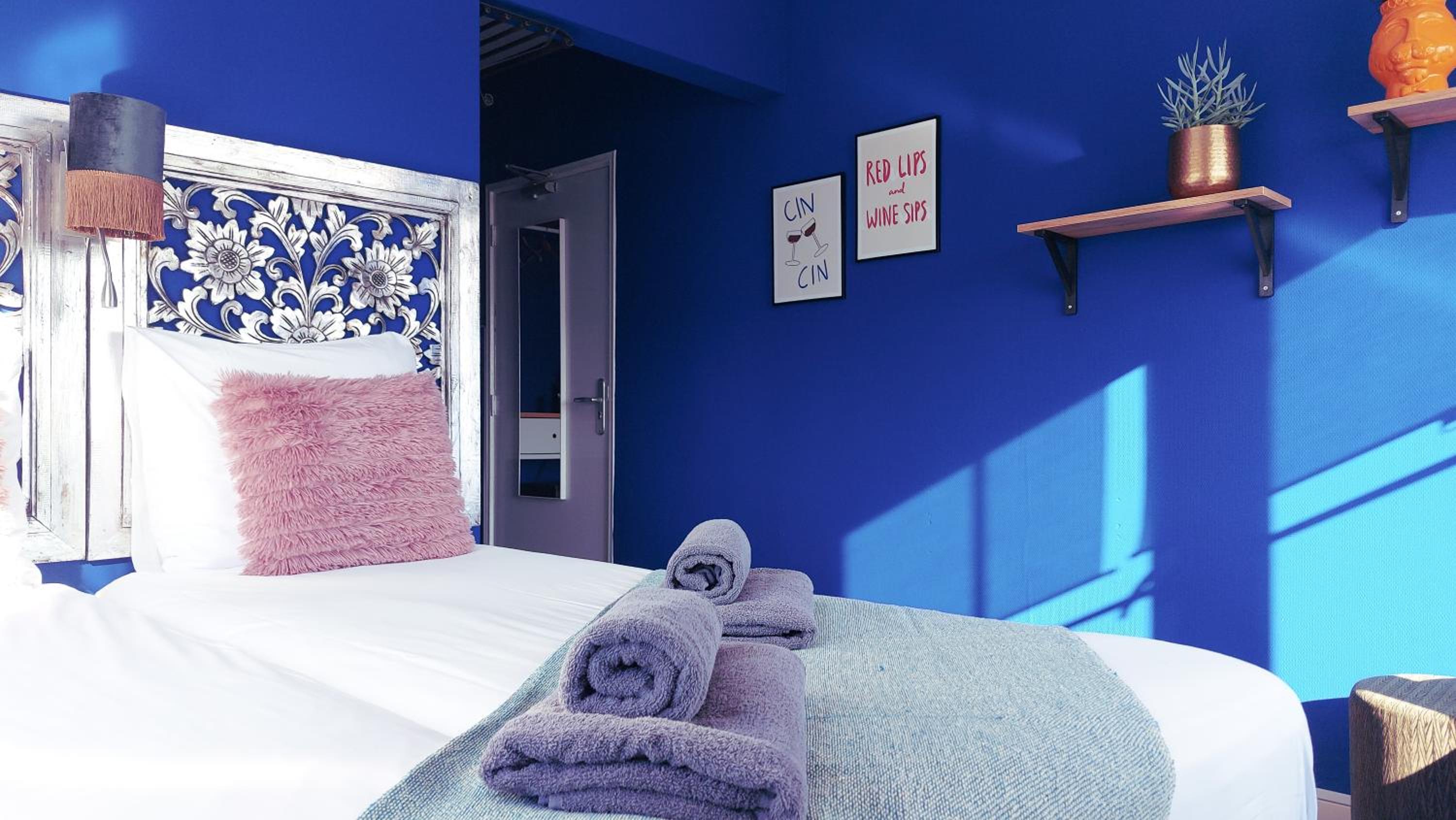 Twin Room with Balcony