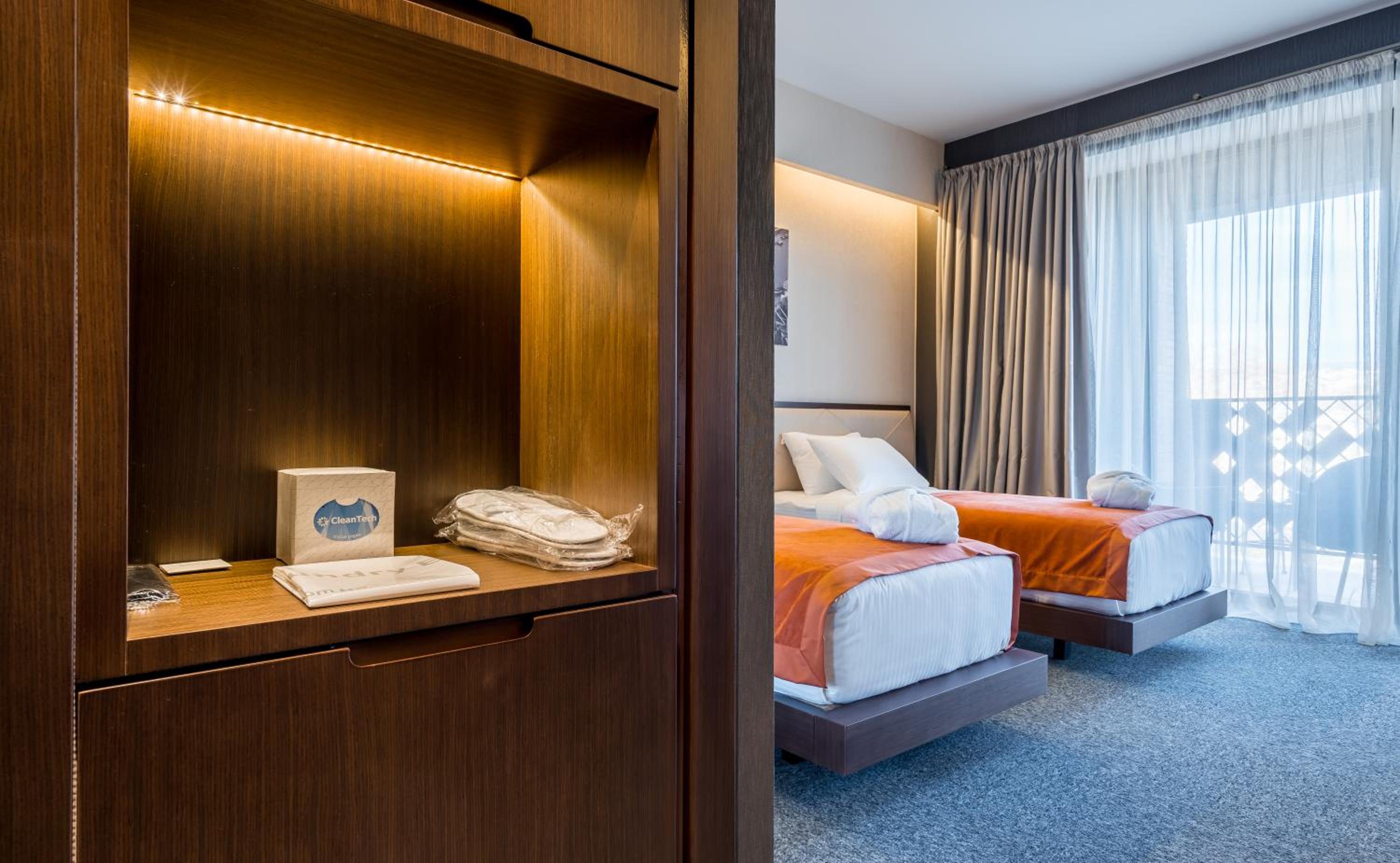 Deluxe Double or Twin Room with Balcony