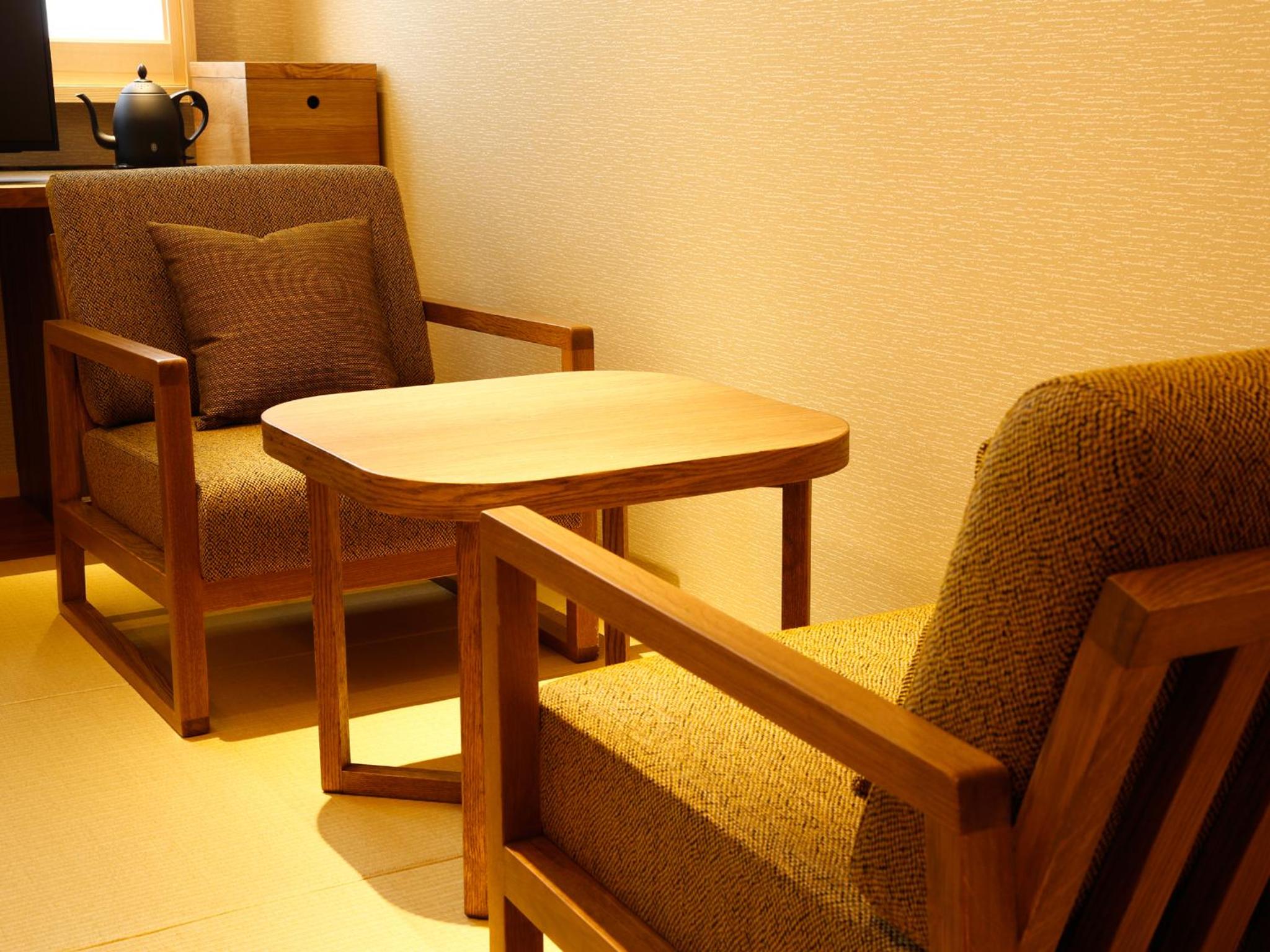 Moderate Twin Room D - Non-Smoking (3rd-4th Floor)