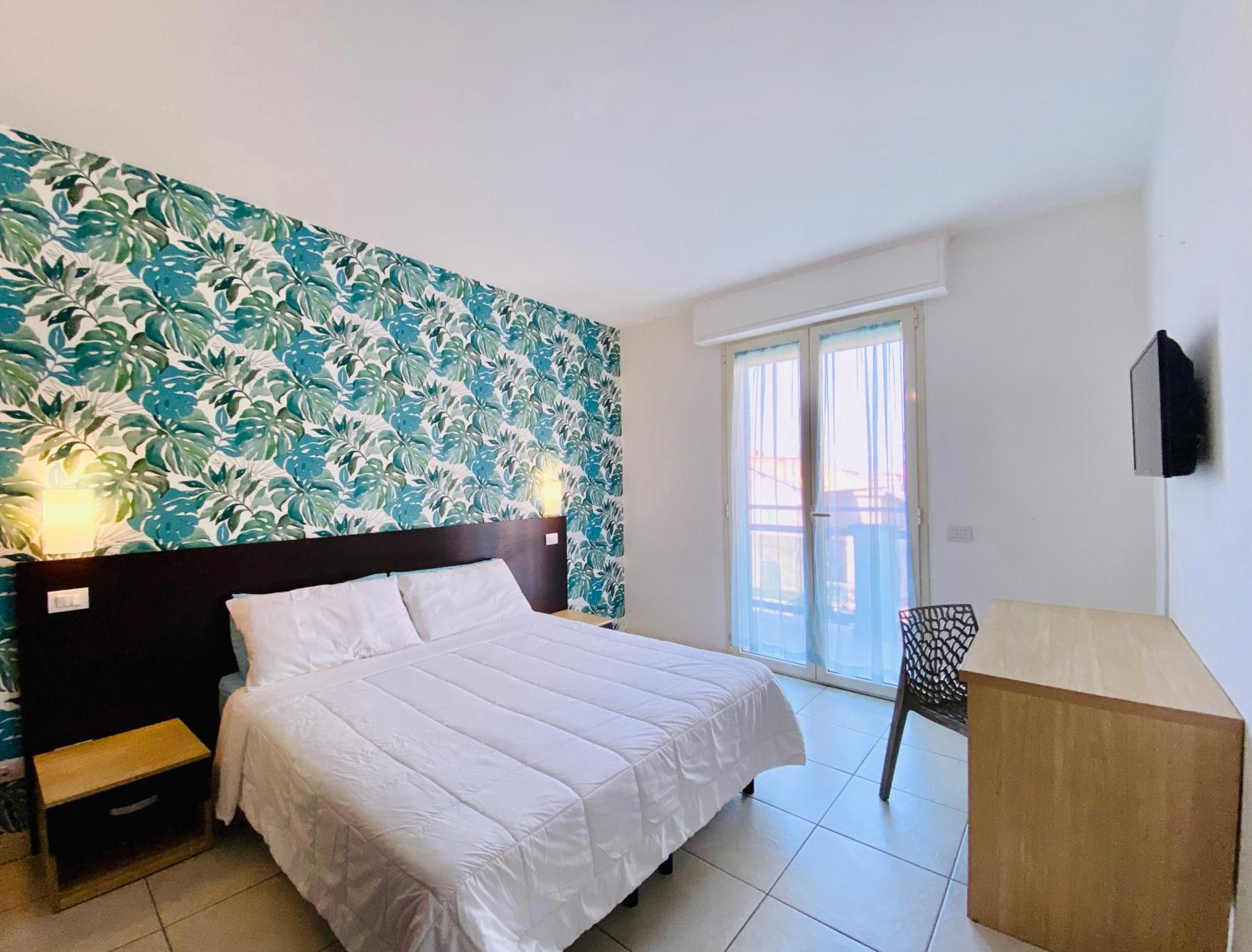 One-Bedroom Apartment with Balcony