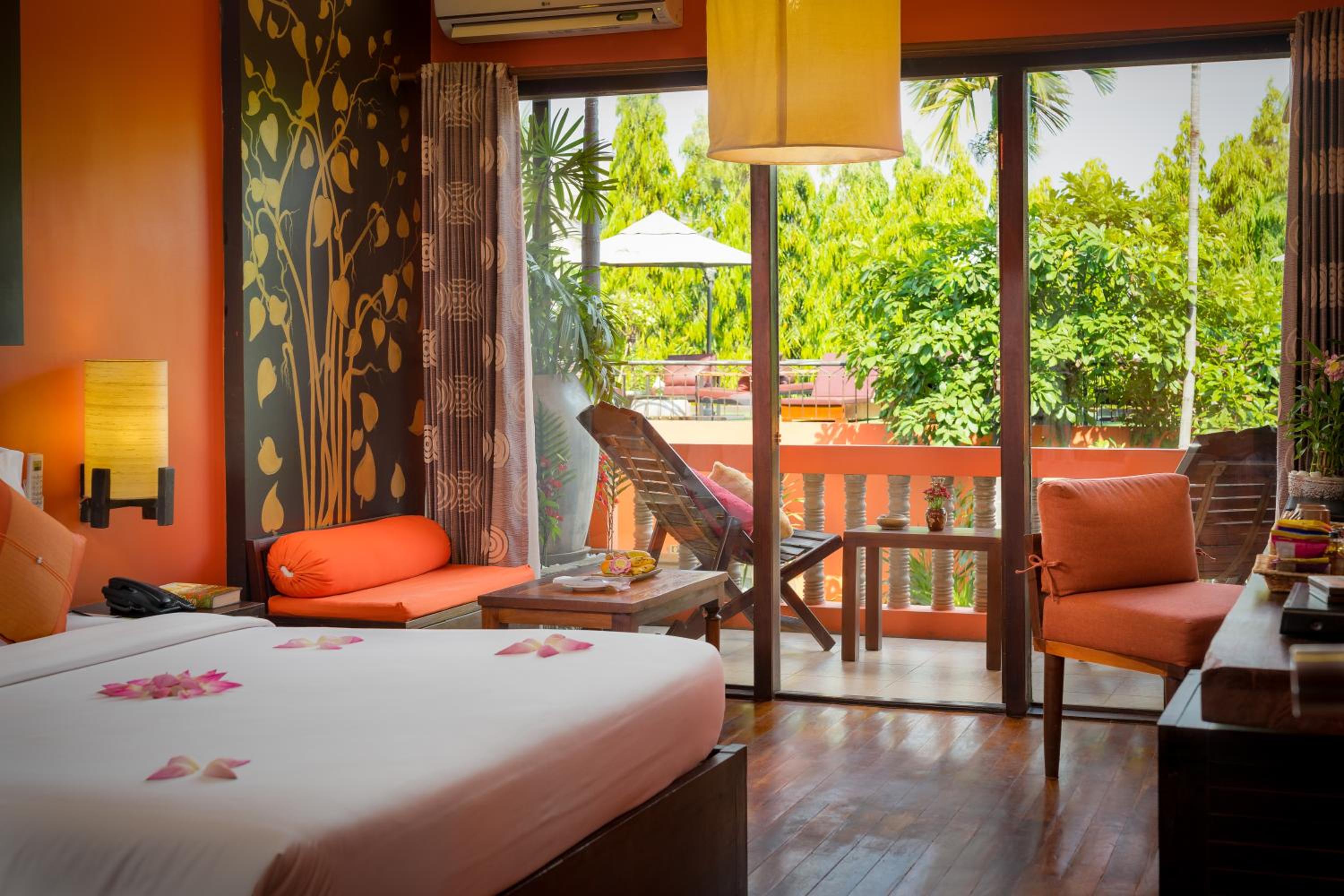 Suite Pool View - Free USD15 Credit Spa