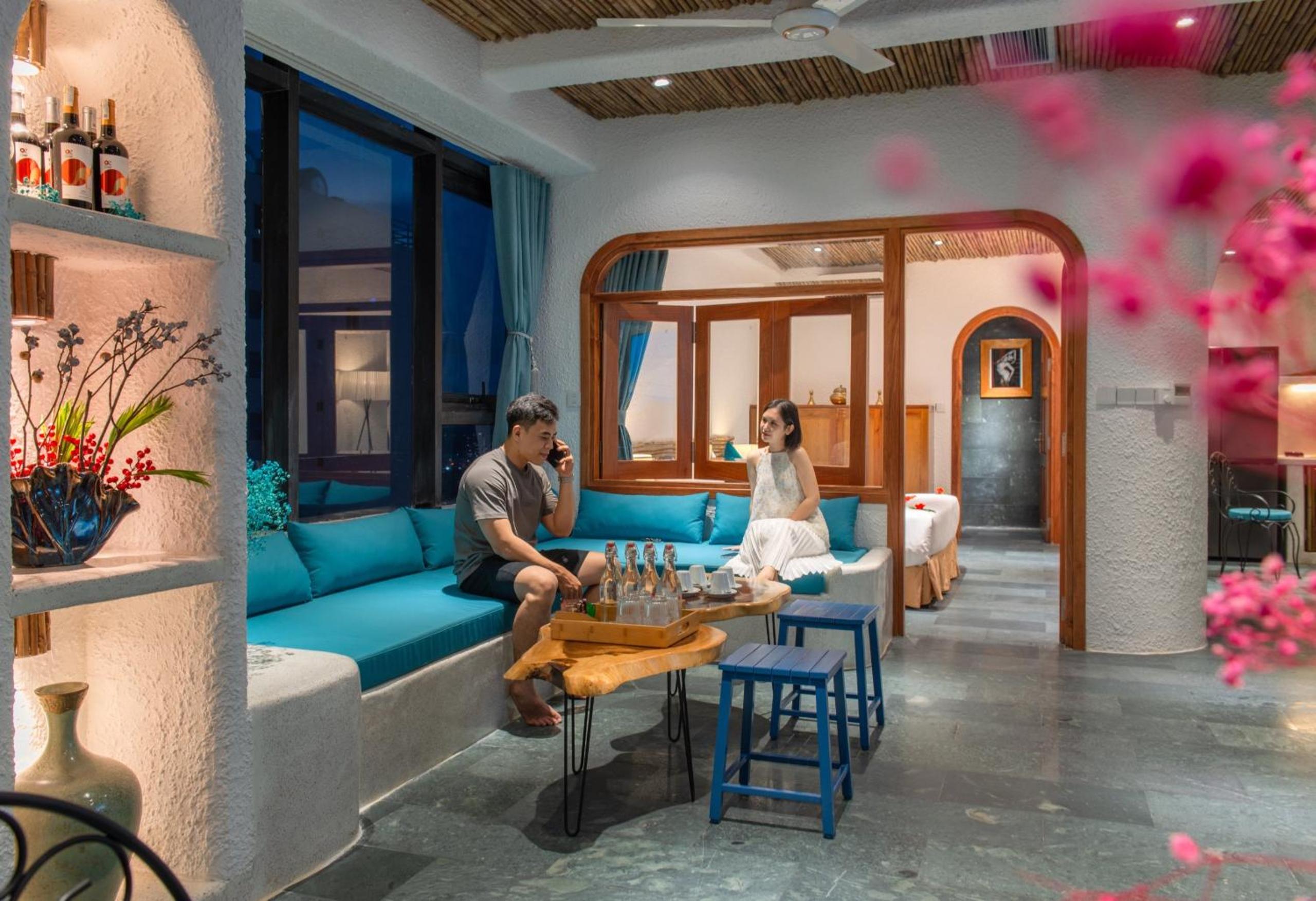 Blue House Ocean View