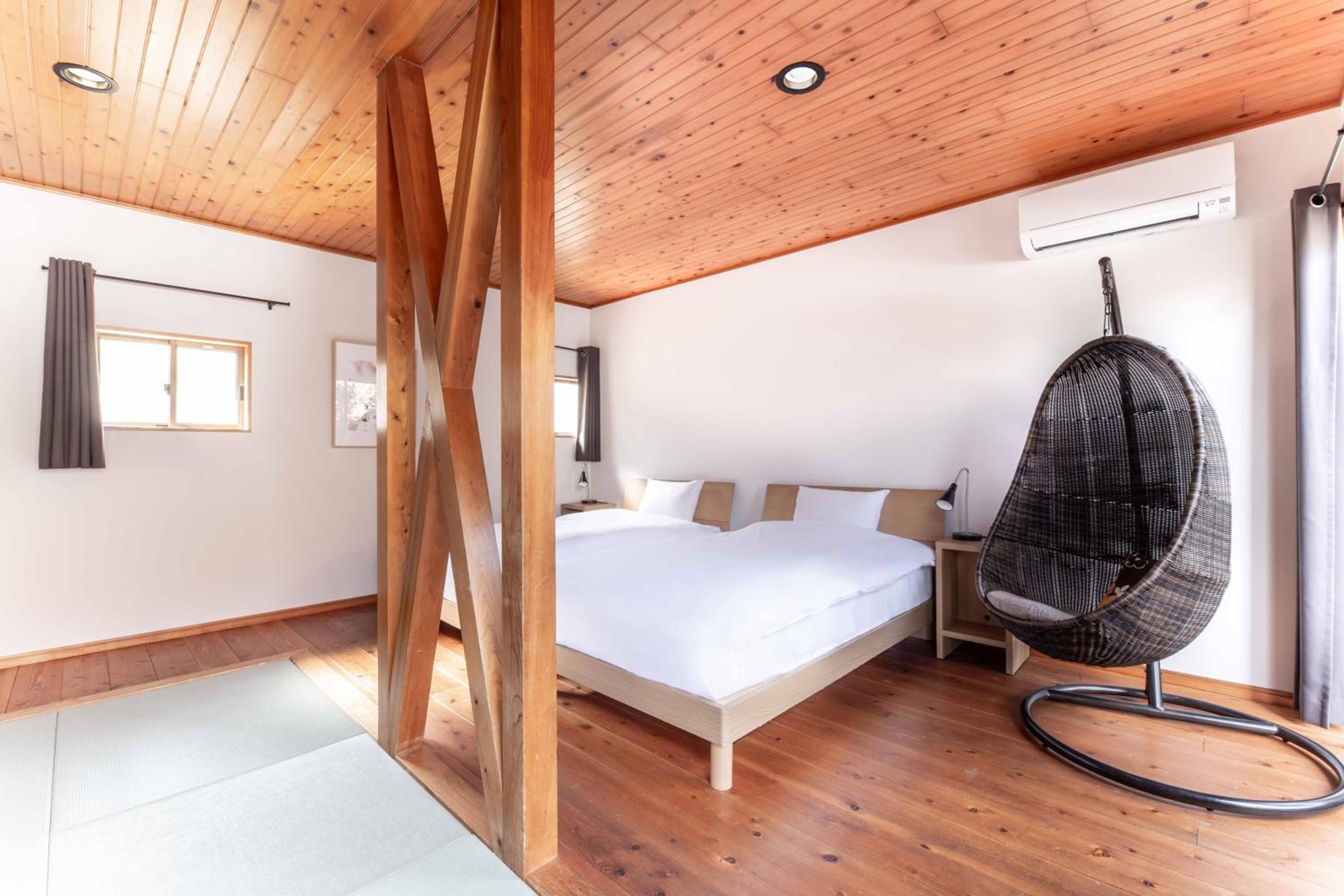 Twin Room with Tatami Area with Open-Air Bath and Indoor Bath (40㎡)