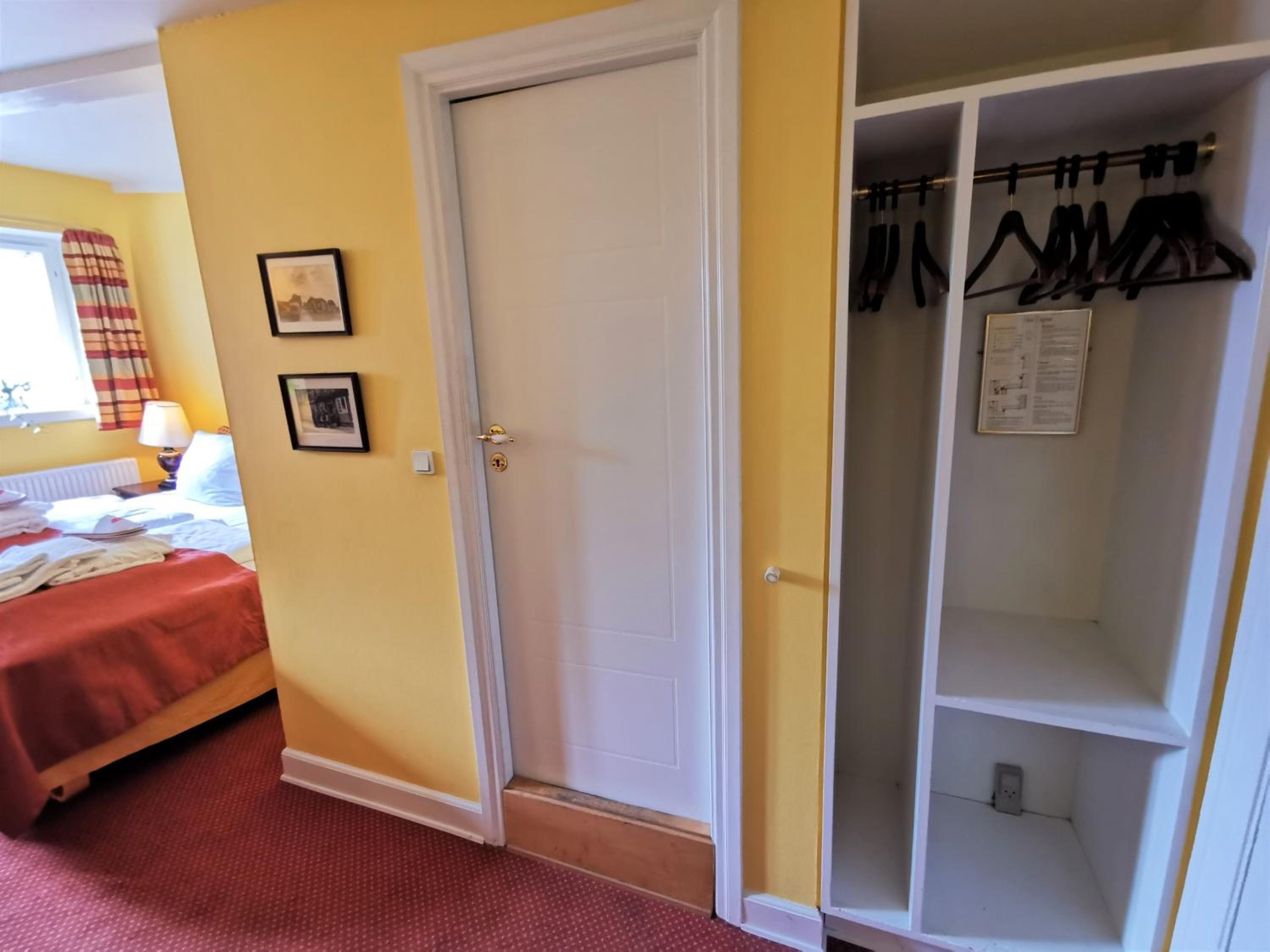 Double or Twin Room with View of the Catedral of Ribe